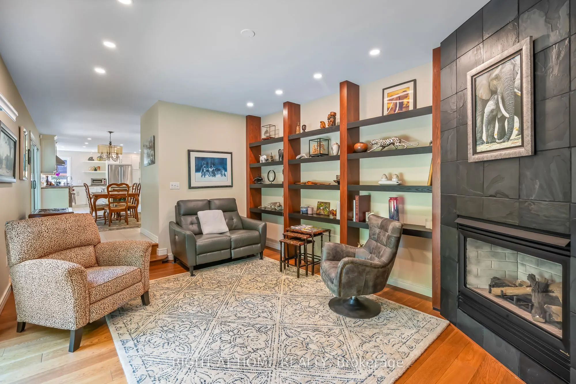 13 Oak Drive