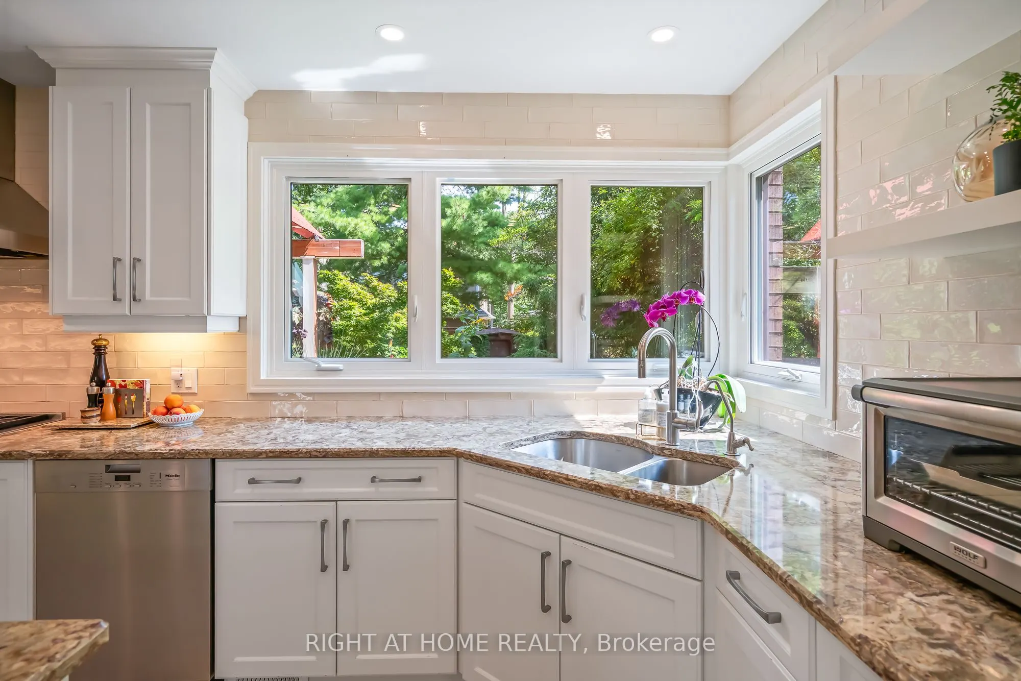 13 Oak Drive
