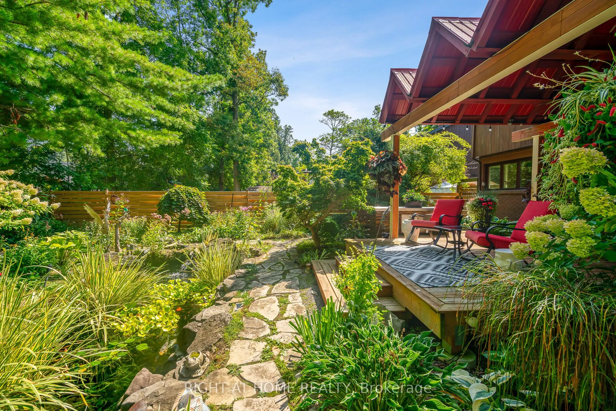 13 Oak Drive