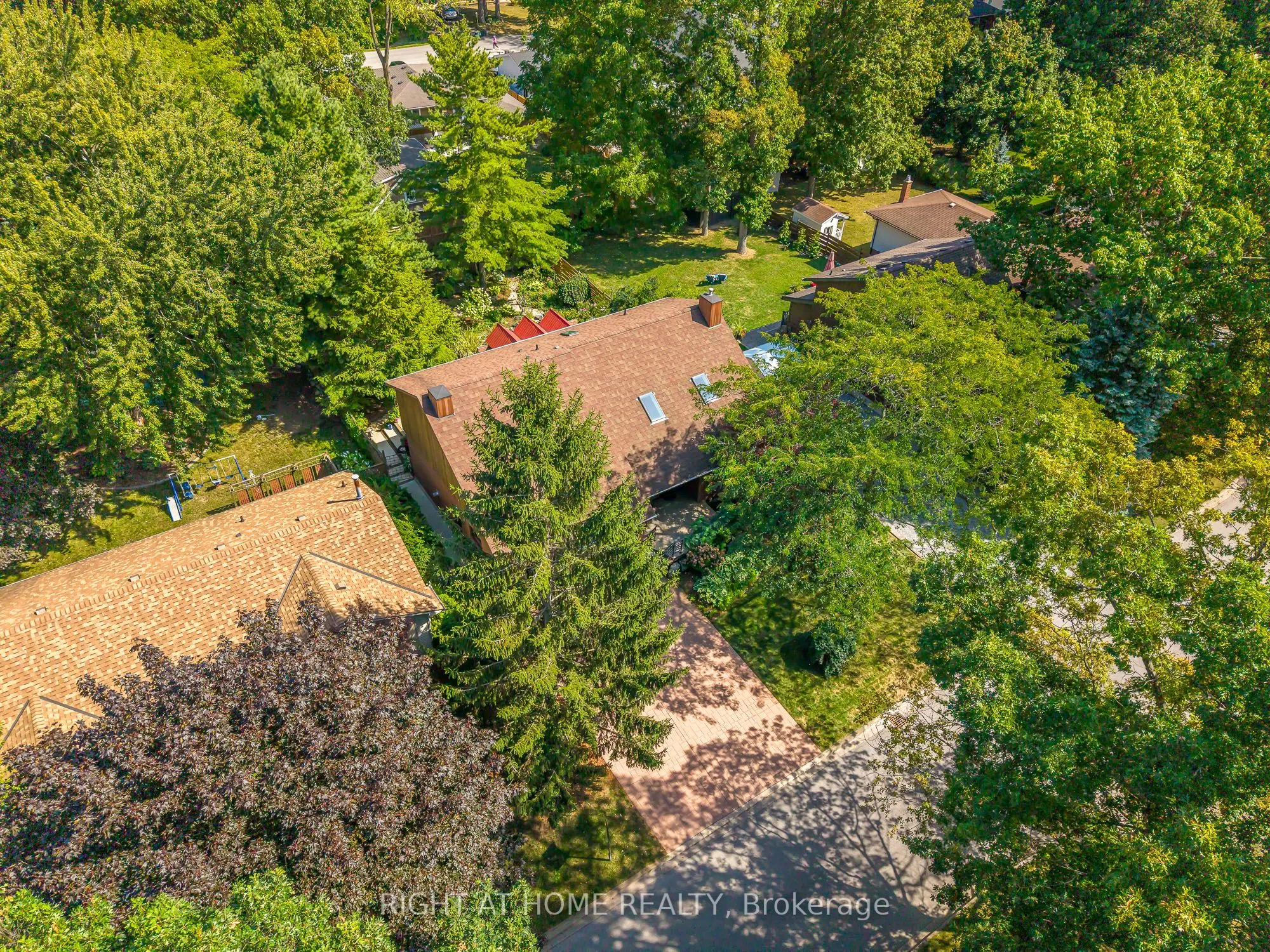 13 Oak Drive