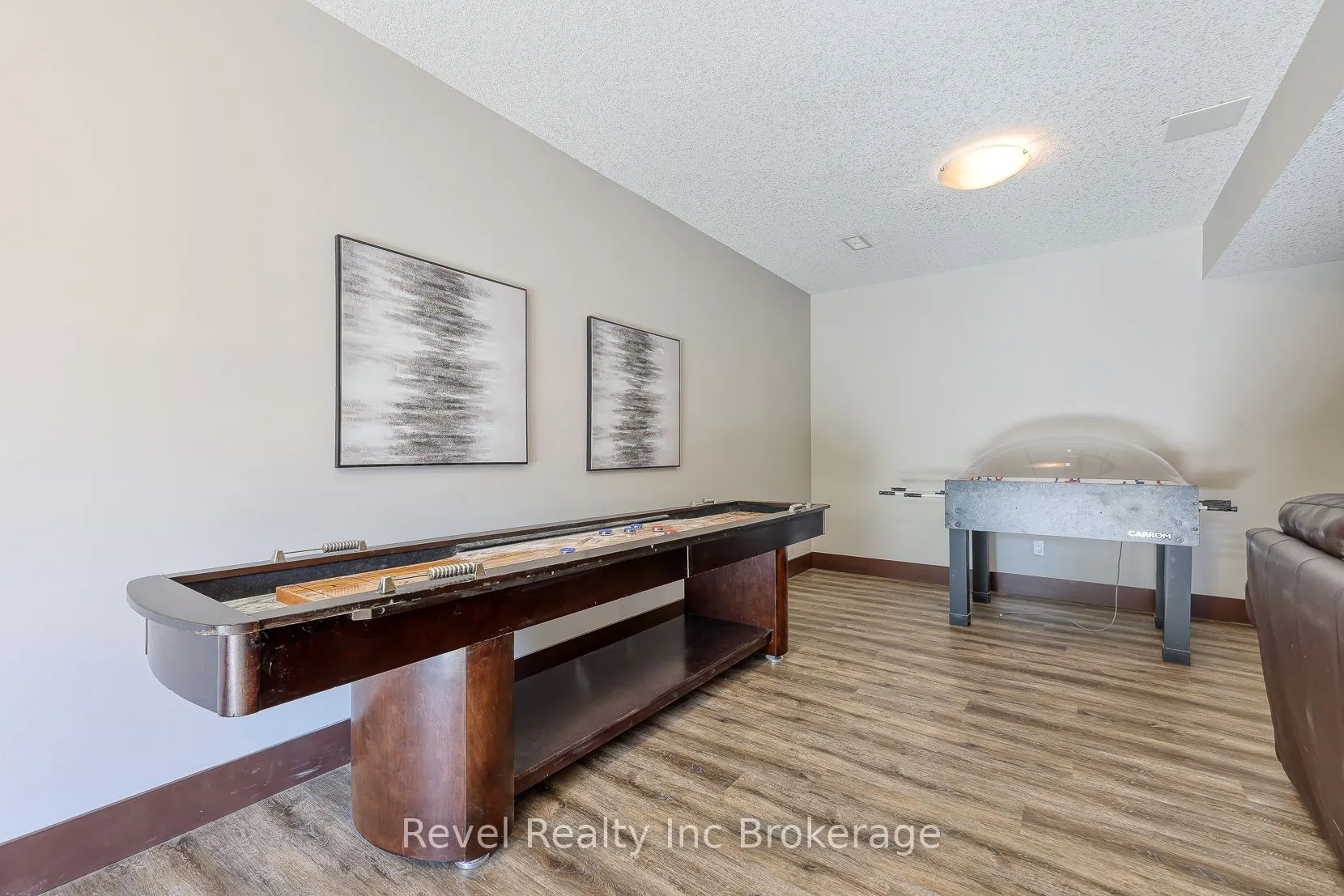 764 Garden Court Crescent