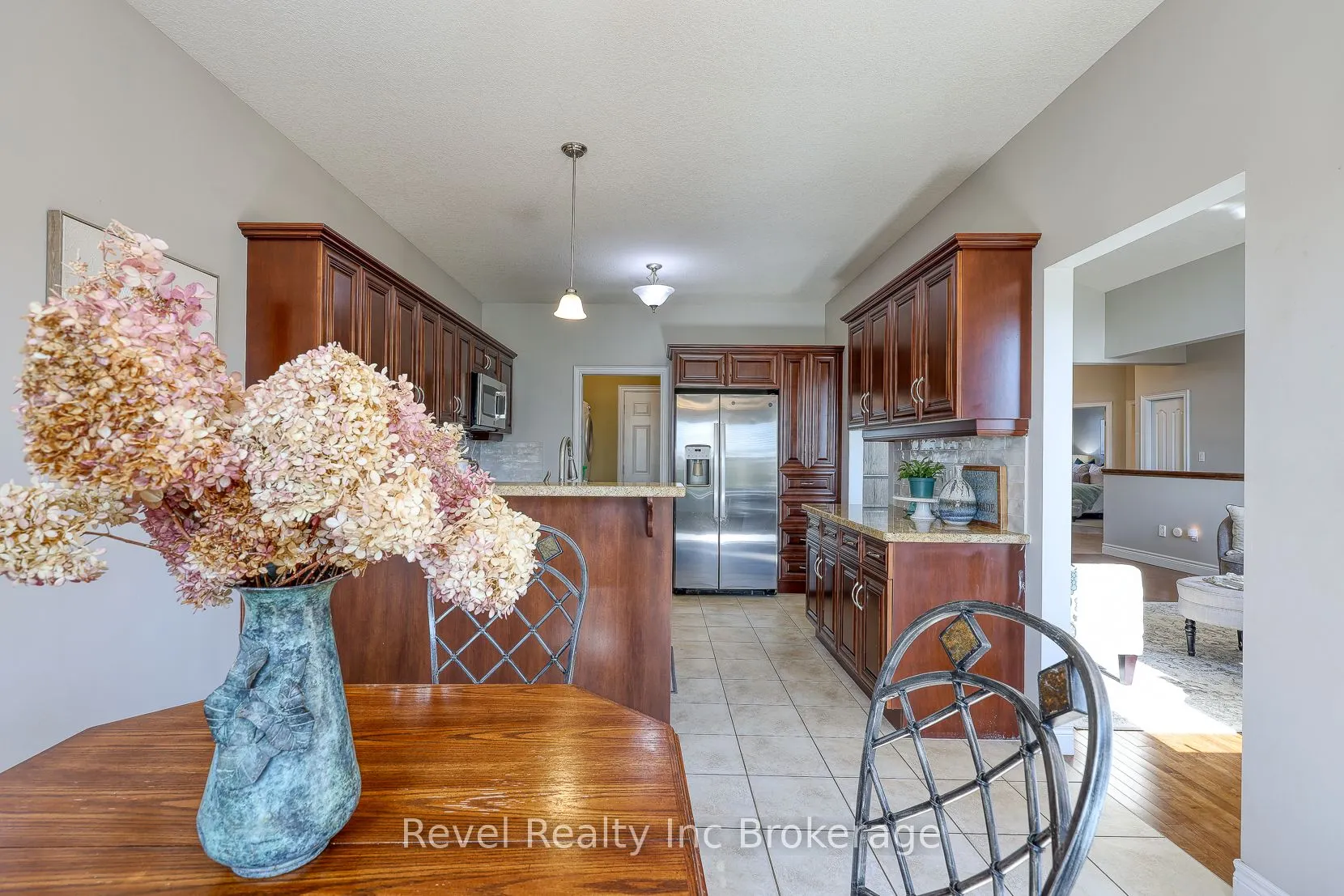 764 Garden Court Crescent