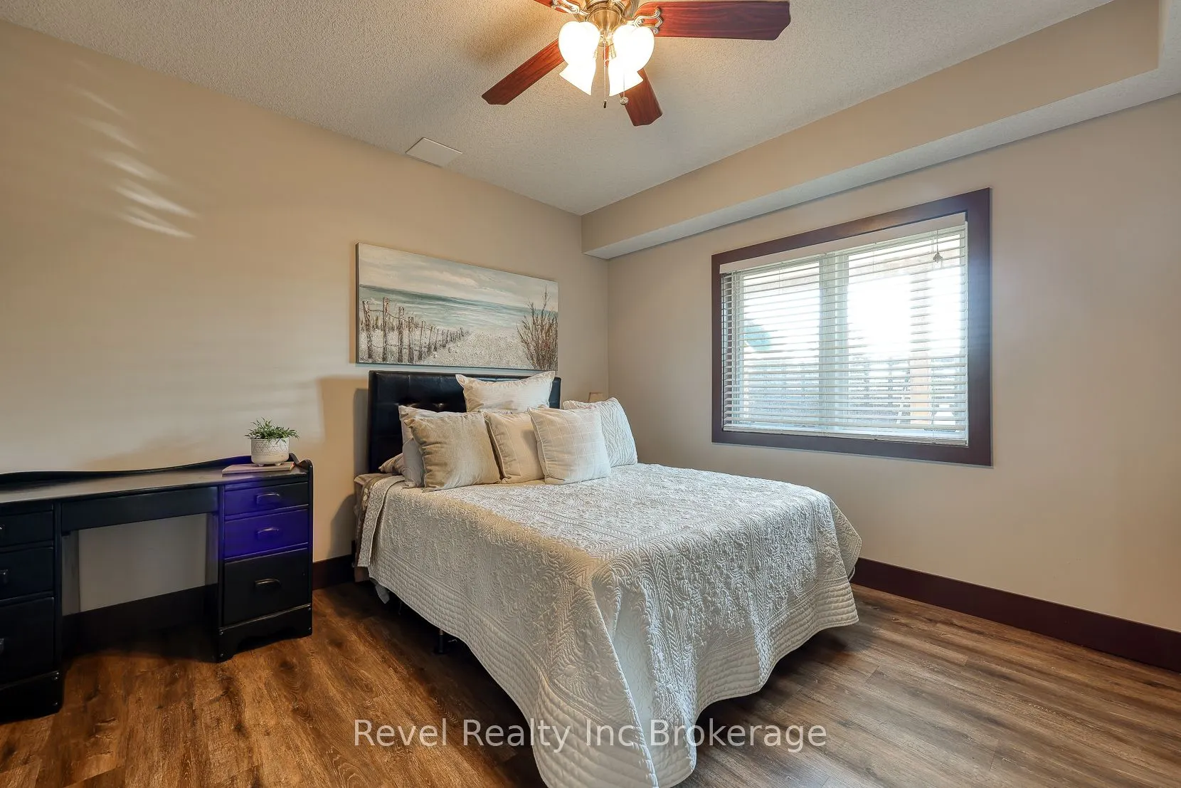 764 Garden Court Crescent