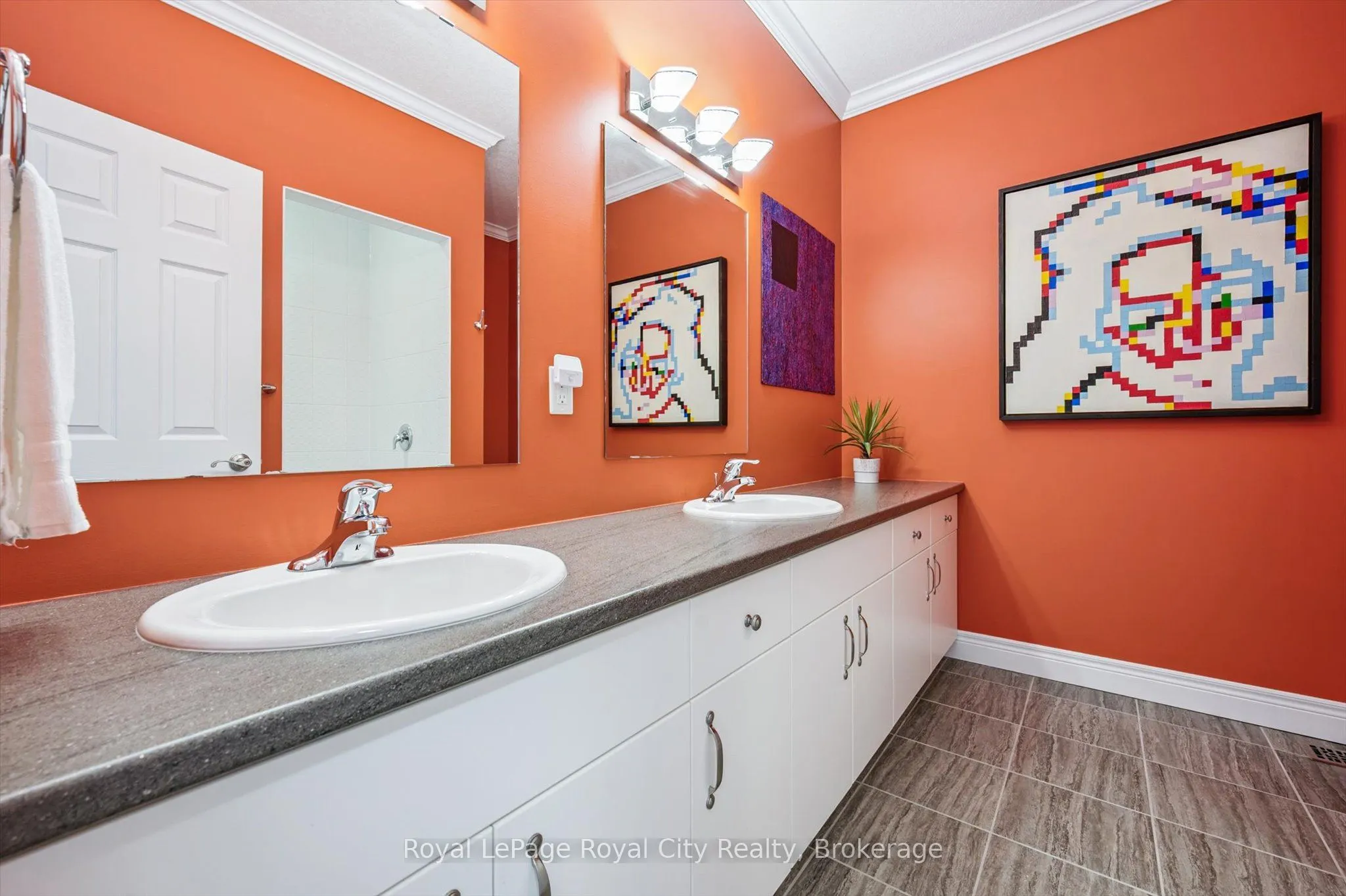 39 Kay Crescent, #1