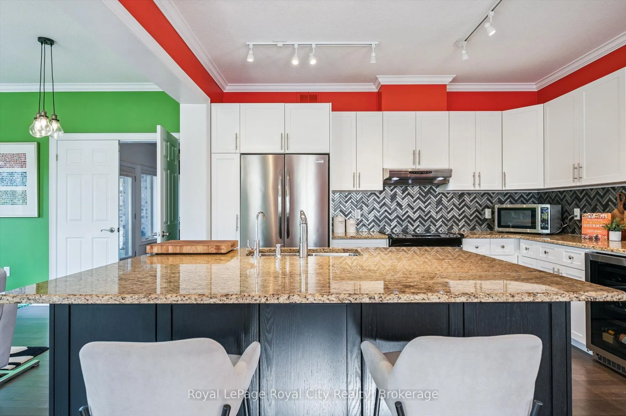39 Kay Crescent, #1
