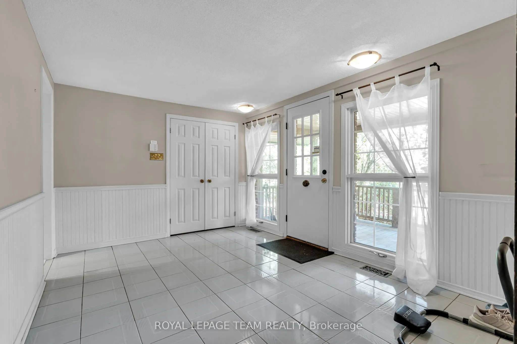 2322 Summerside Drive