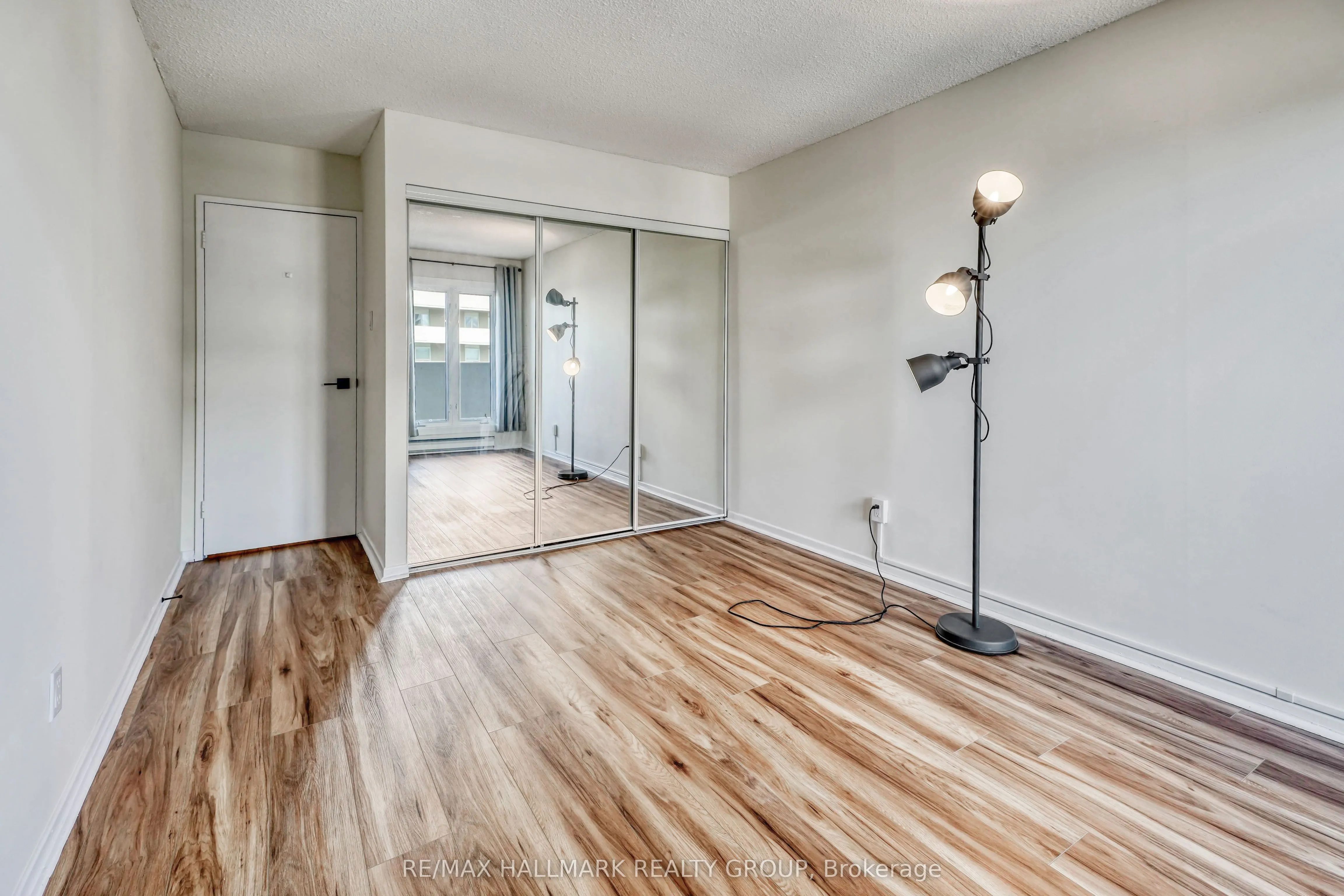 158C Mcarthur Avenue, #1705