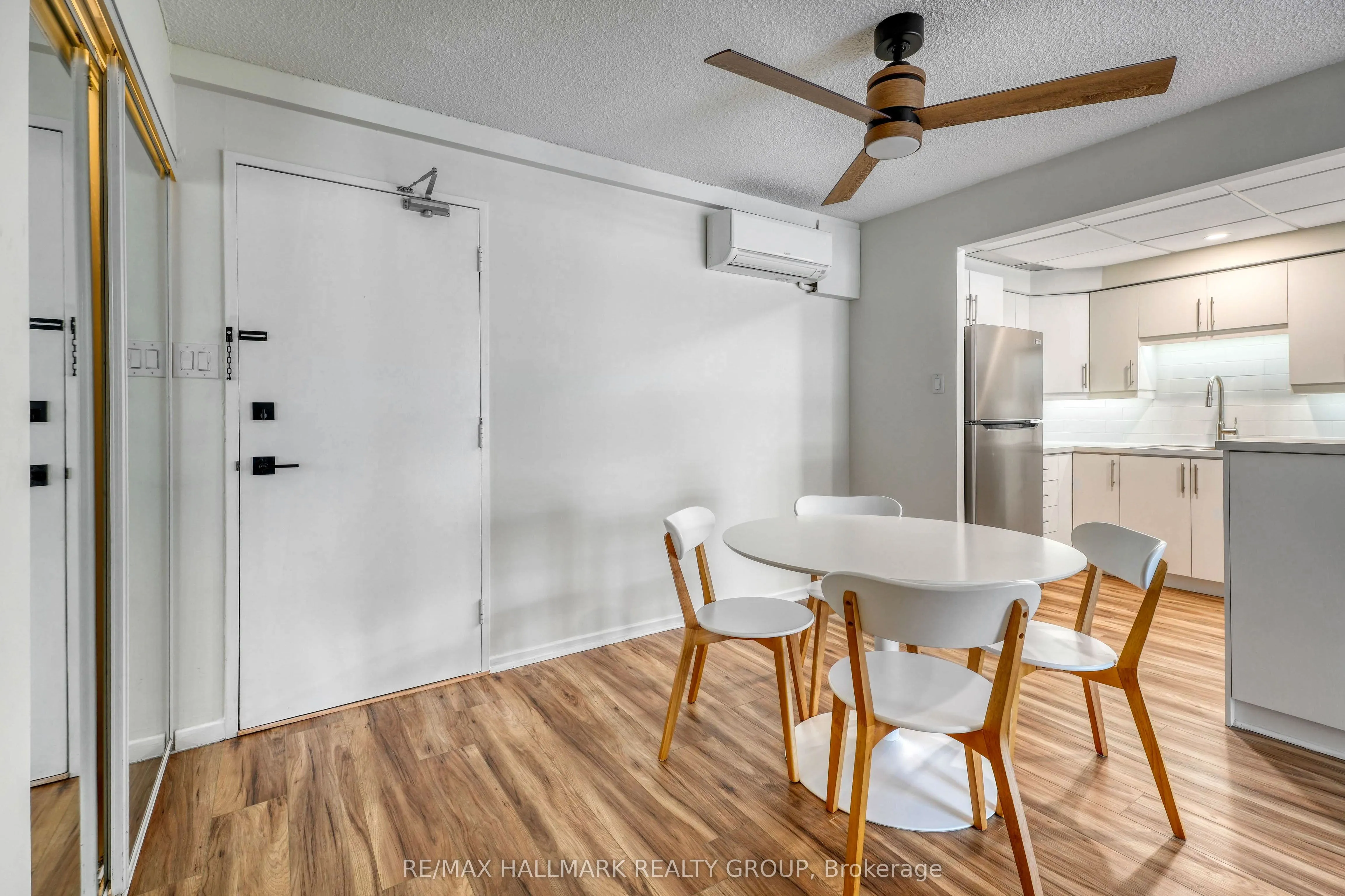 158C Mcarthur Avenue, #1705
