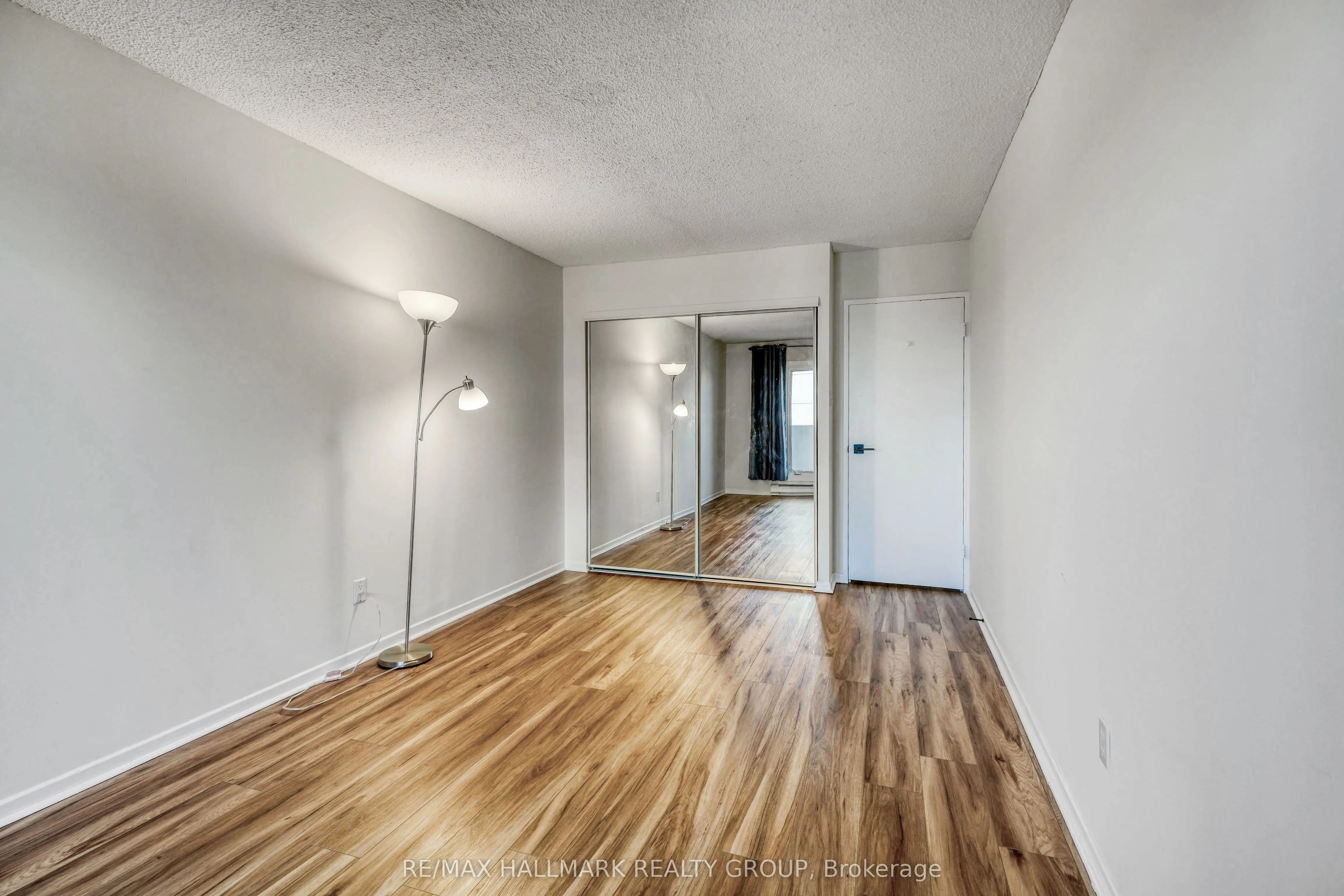 158C Mcarthur Avenue, #1705