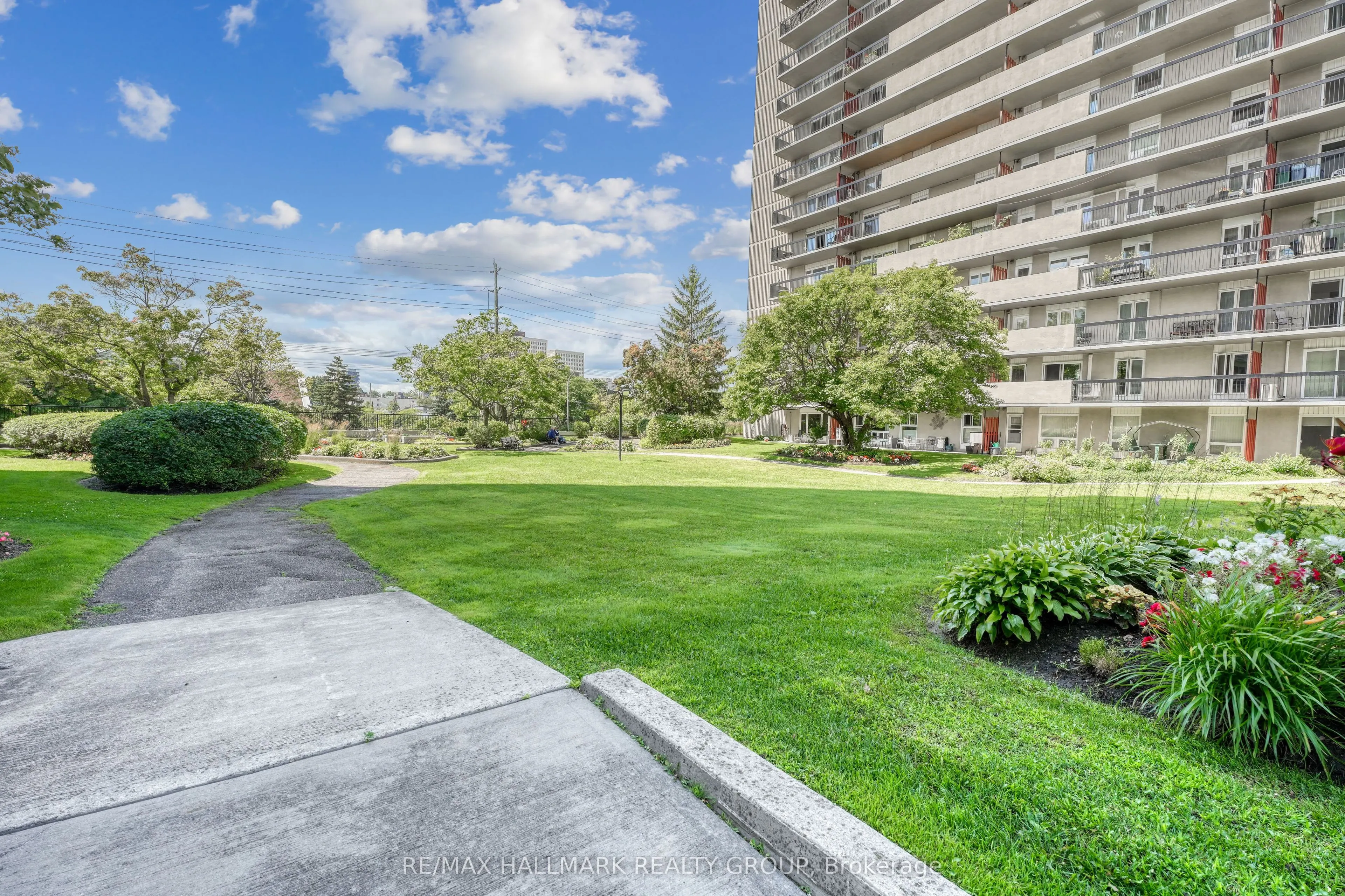158C Mcarthur Avenue, #1705