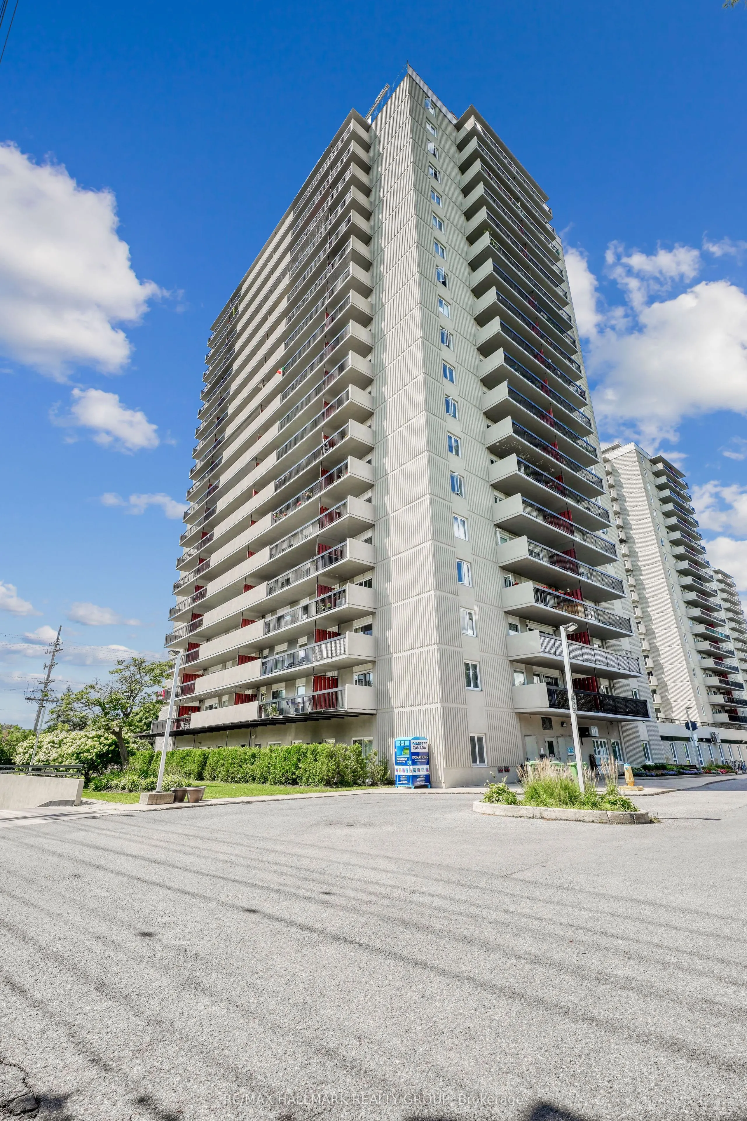 158C Mcarthur Avenue, #1705