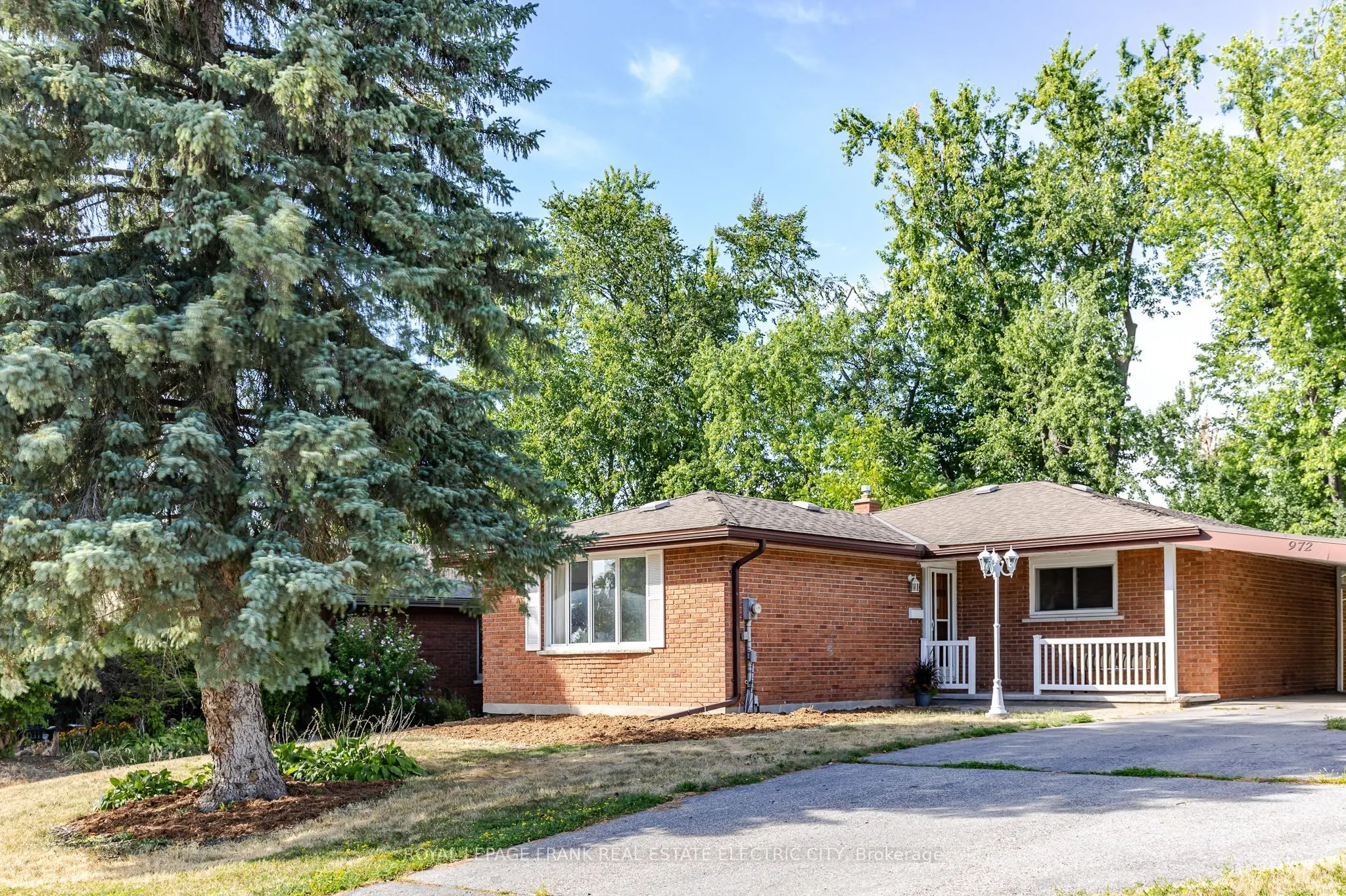 972 Southlawn Drive