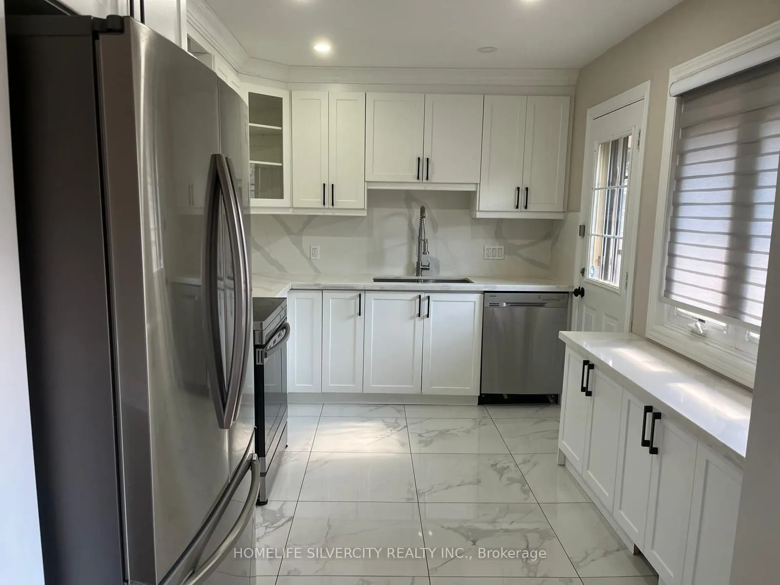 33 Sweetbriar Drive