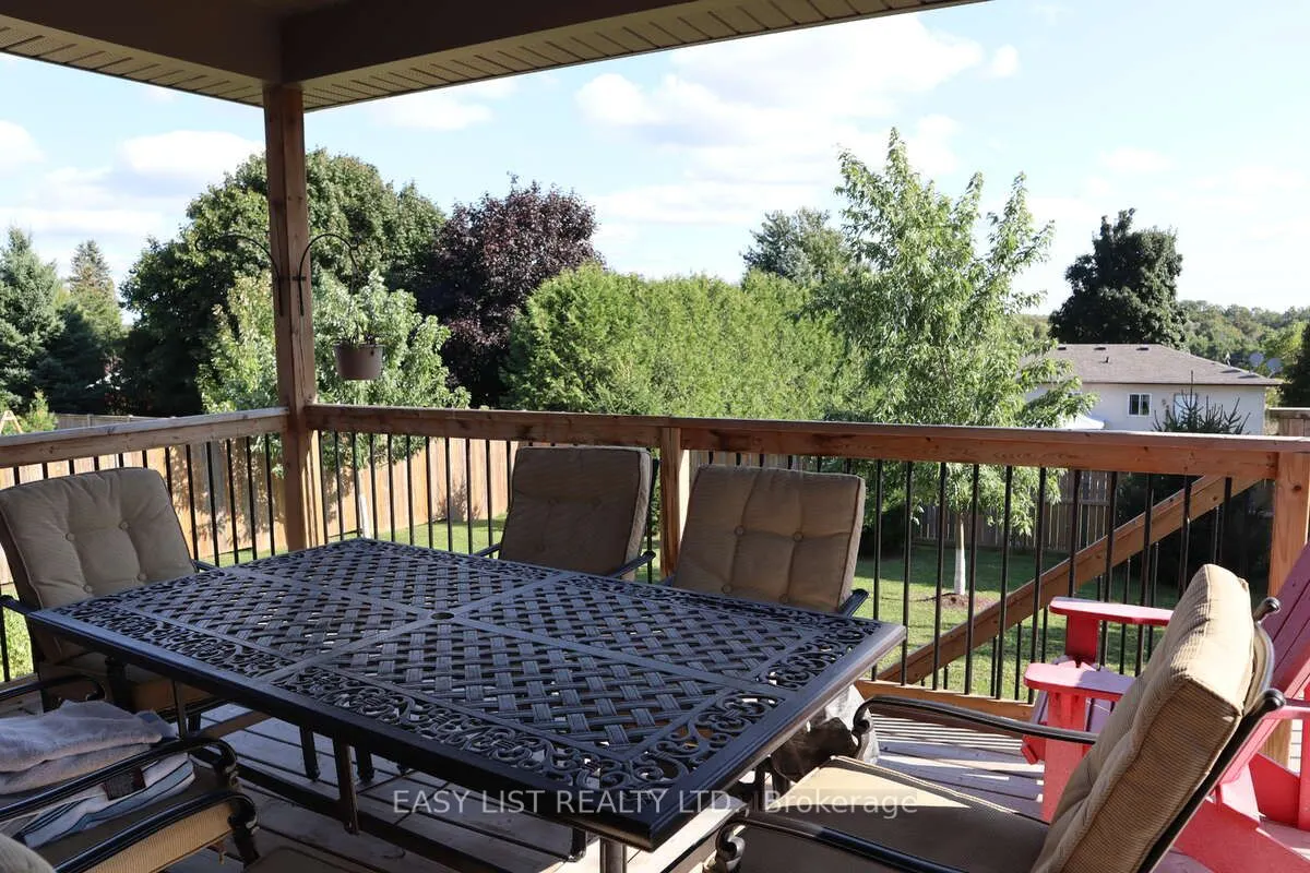 57 Chestnut Hill Crescent