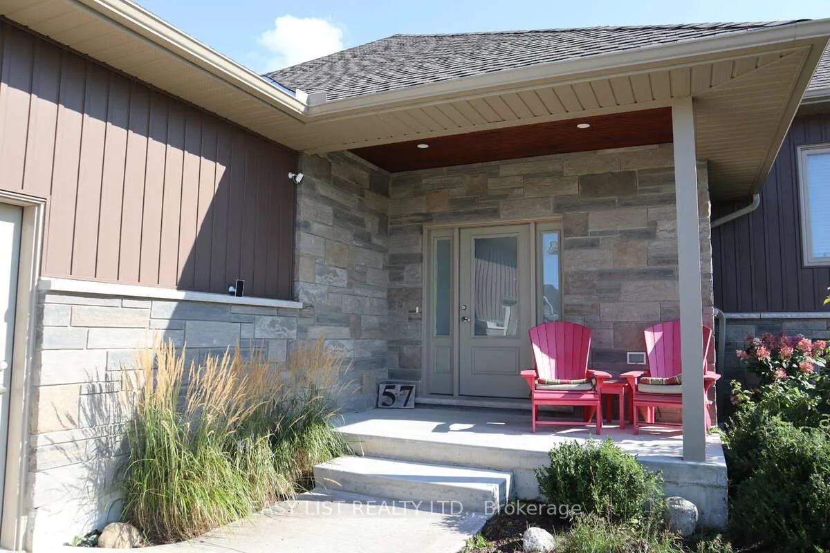 57 Chestnut Hill Crescent
