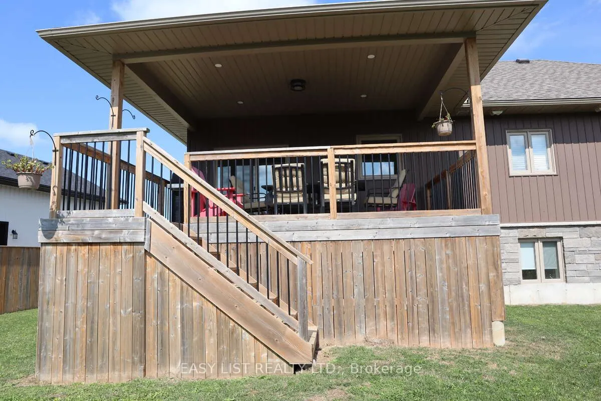 57 Chestnut Hill Crescent
