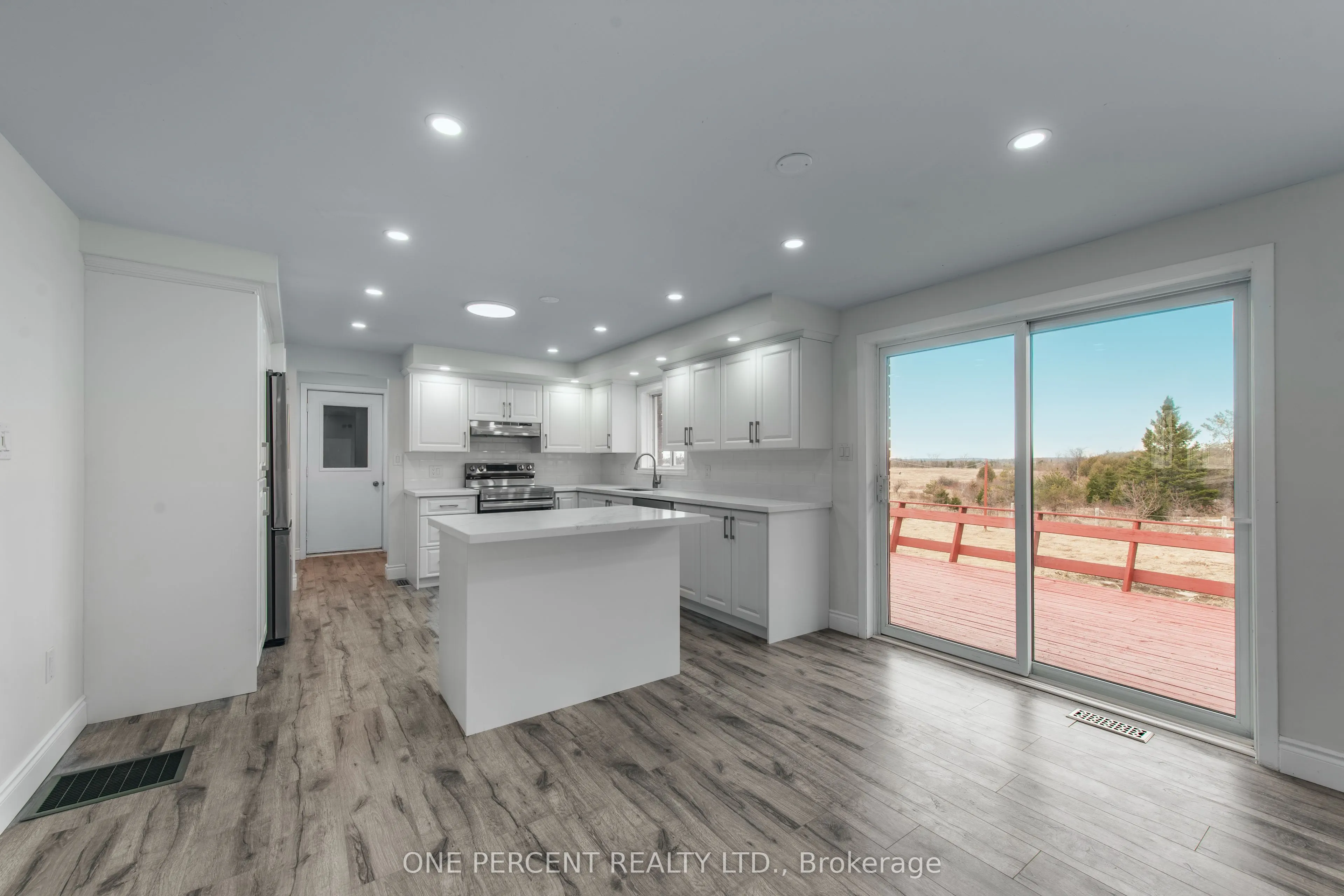 156011 Highway 10
