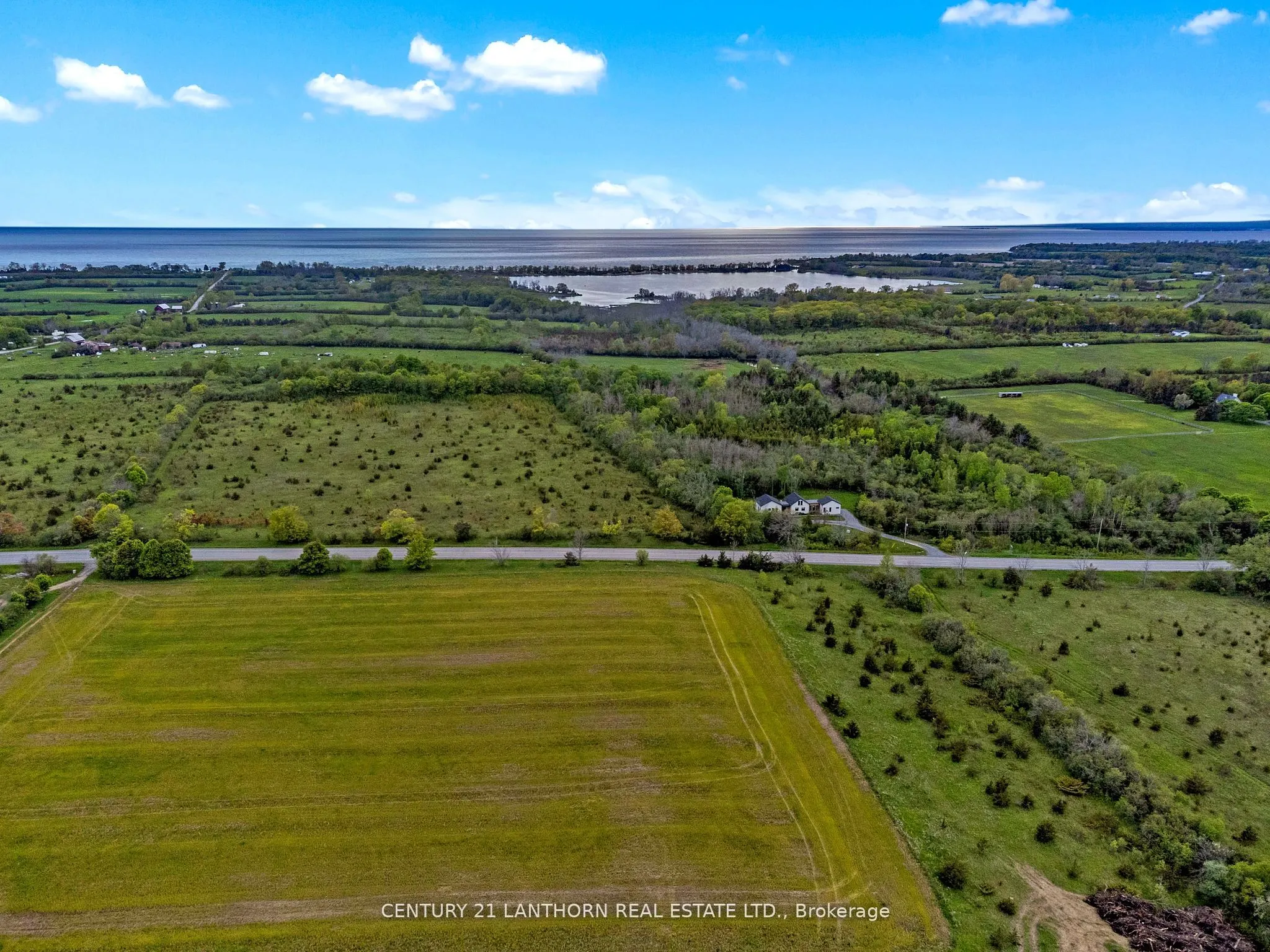 00 Loyalist Parkway