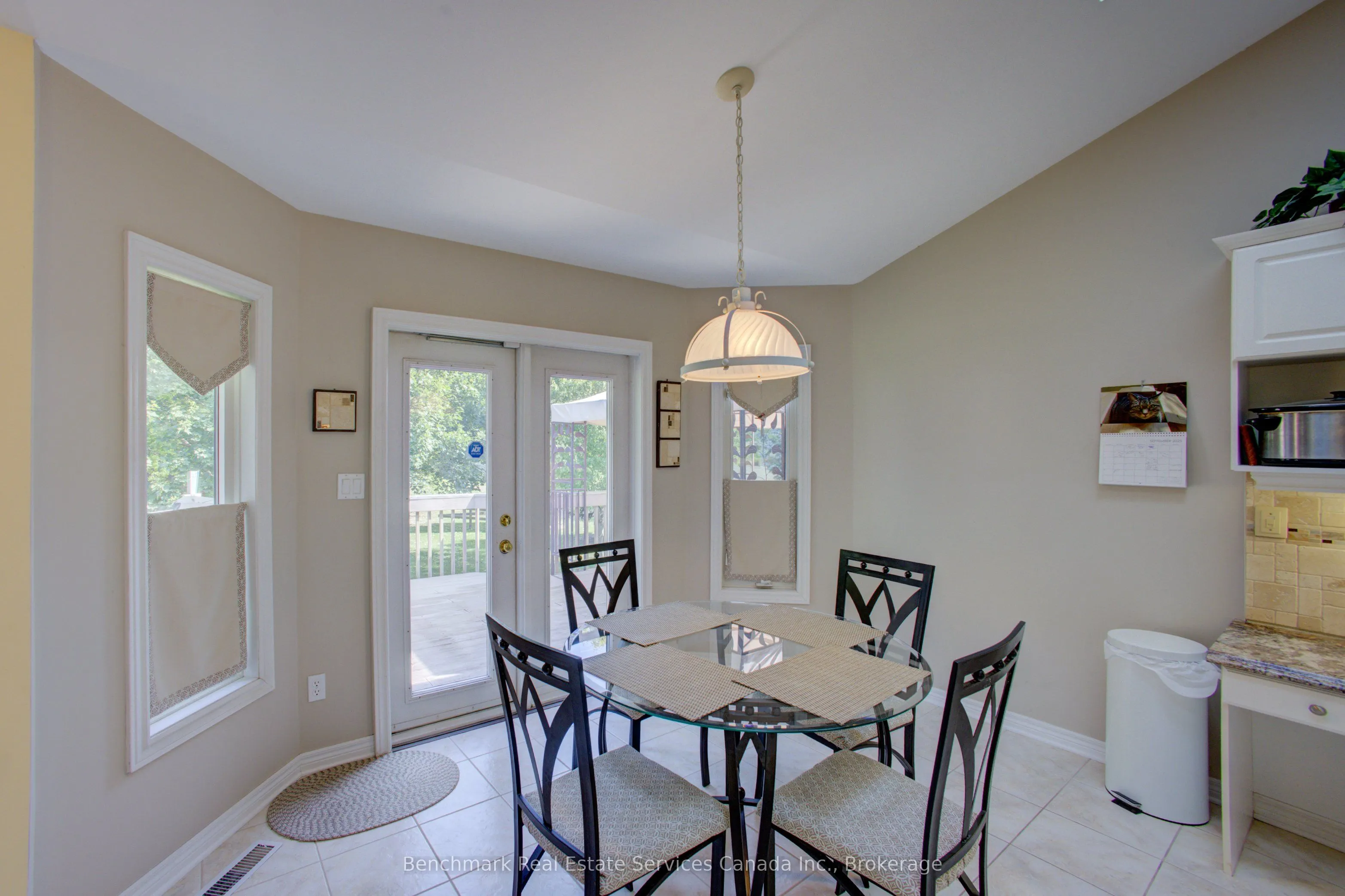 10 OAKWOOD Court