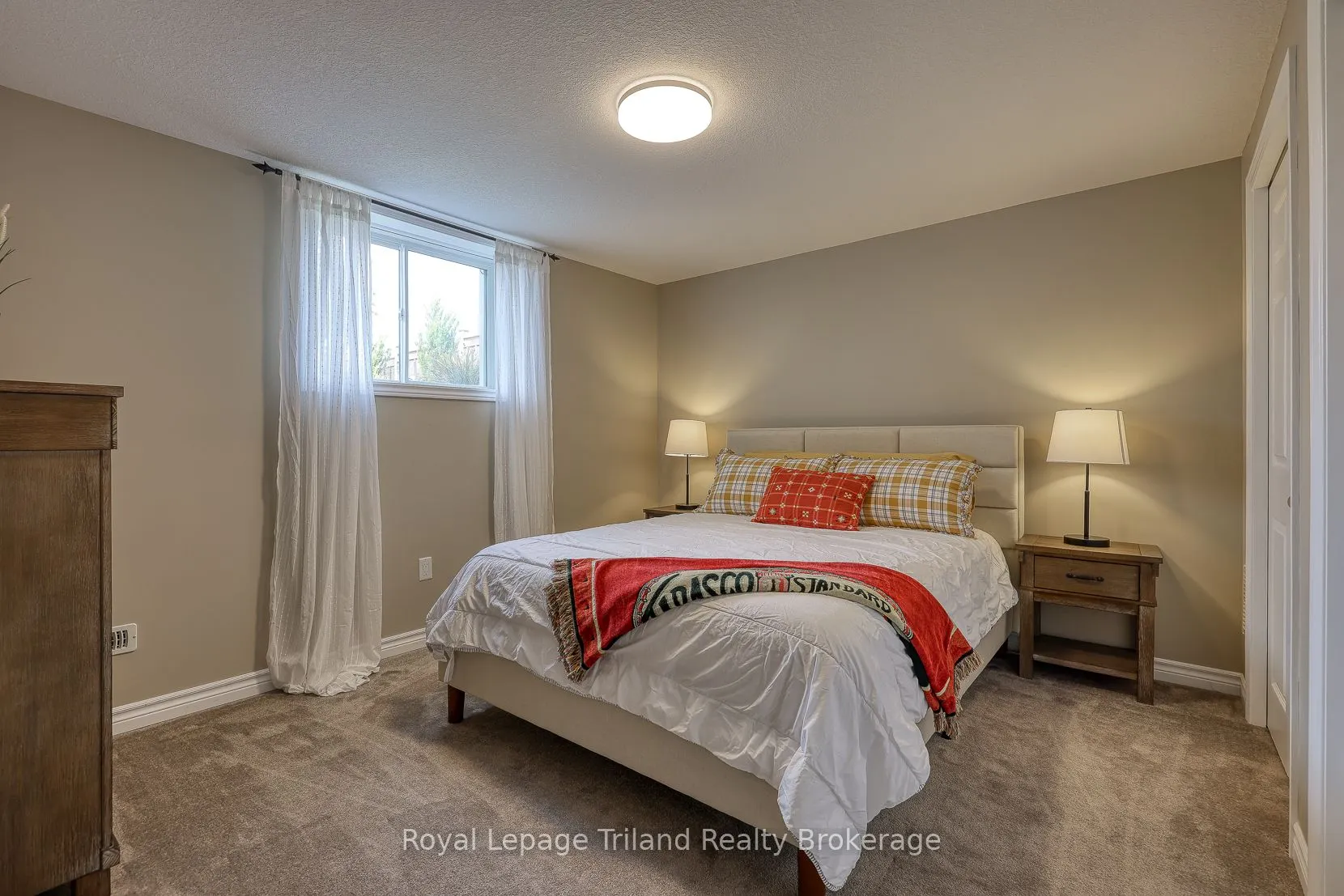 34 Tartan Drive