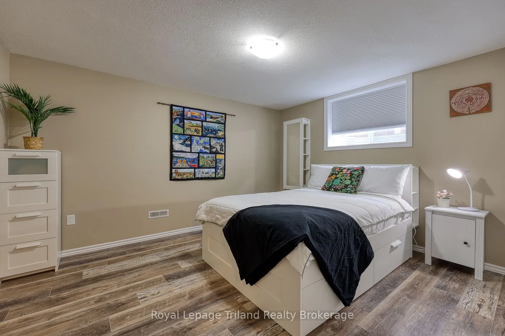 34 Tartan Drive