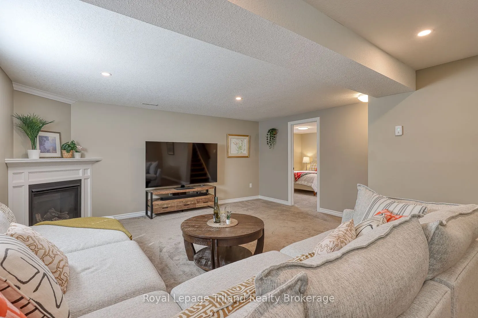 34 Tartan Drive