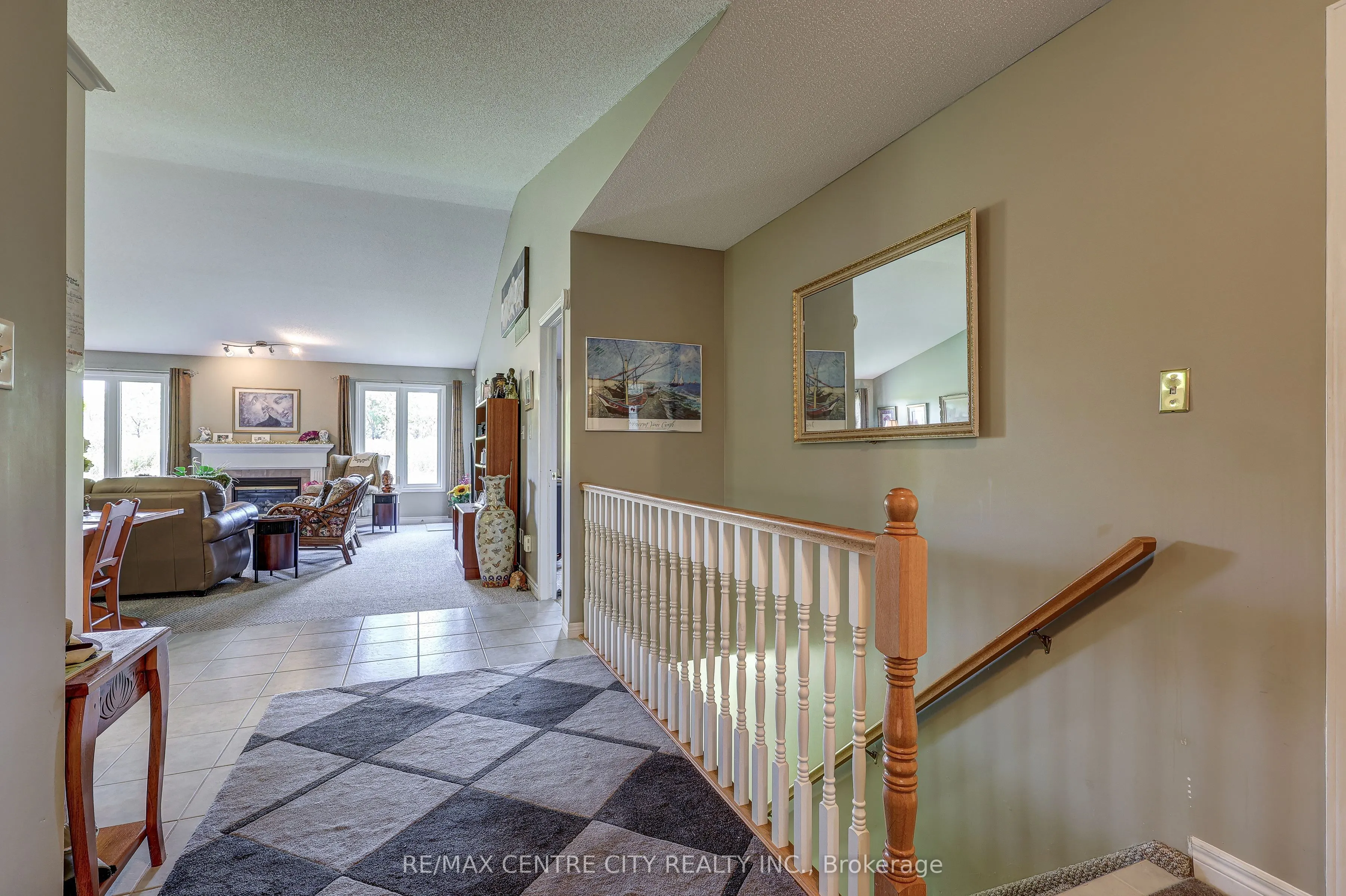87 Donker Drive, #22