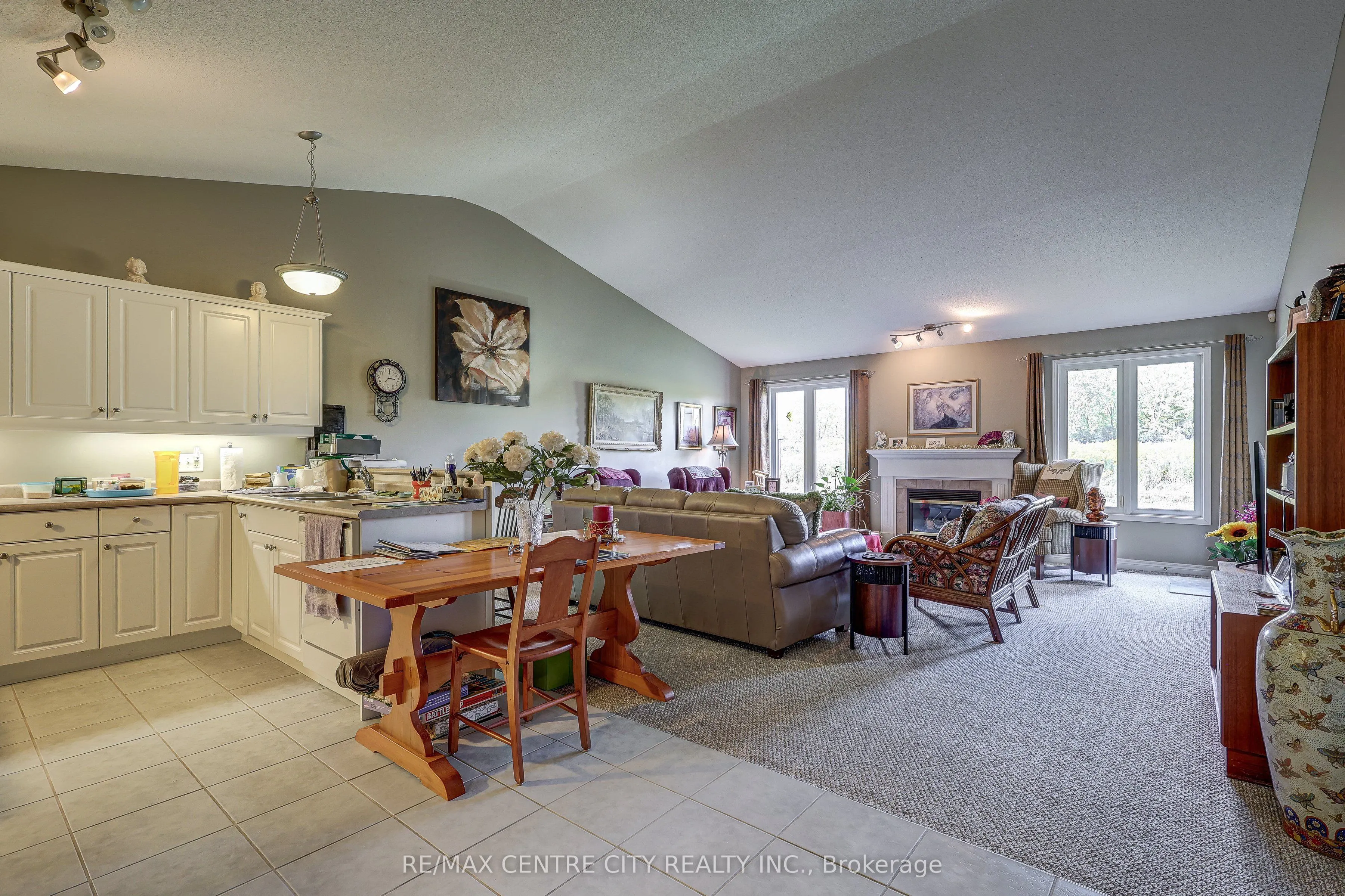 87 Donker Drive, #22