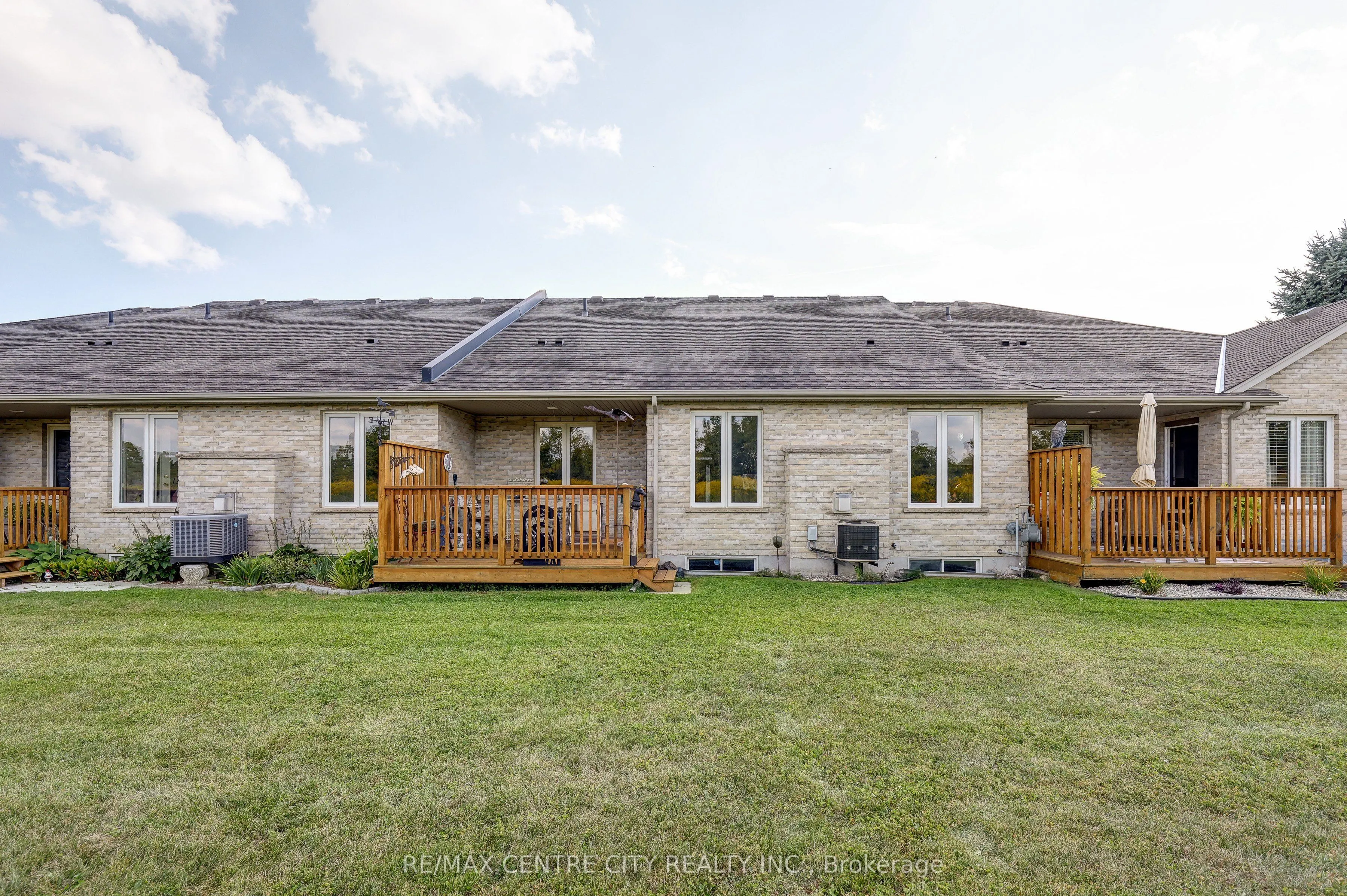 87 Donker Drive, #22