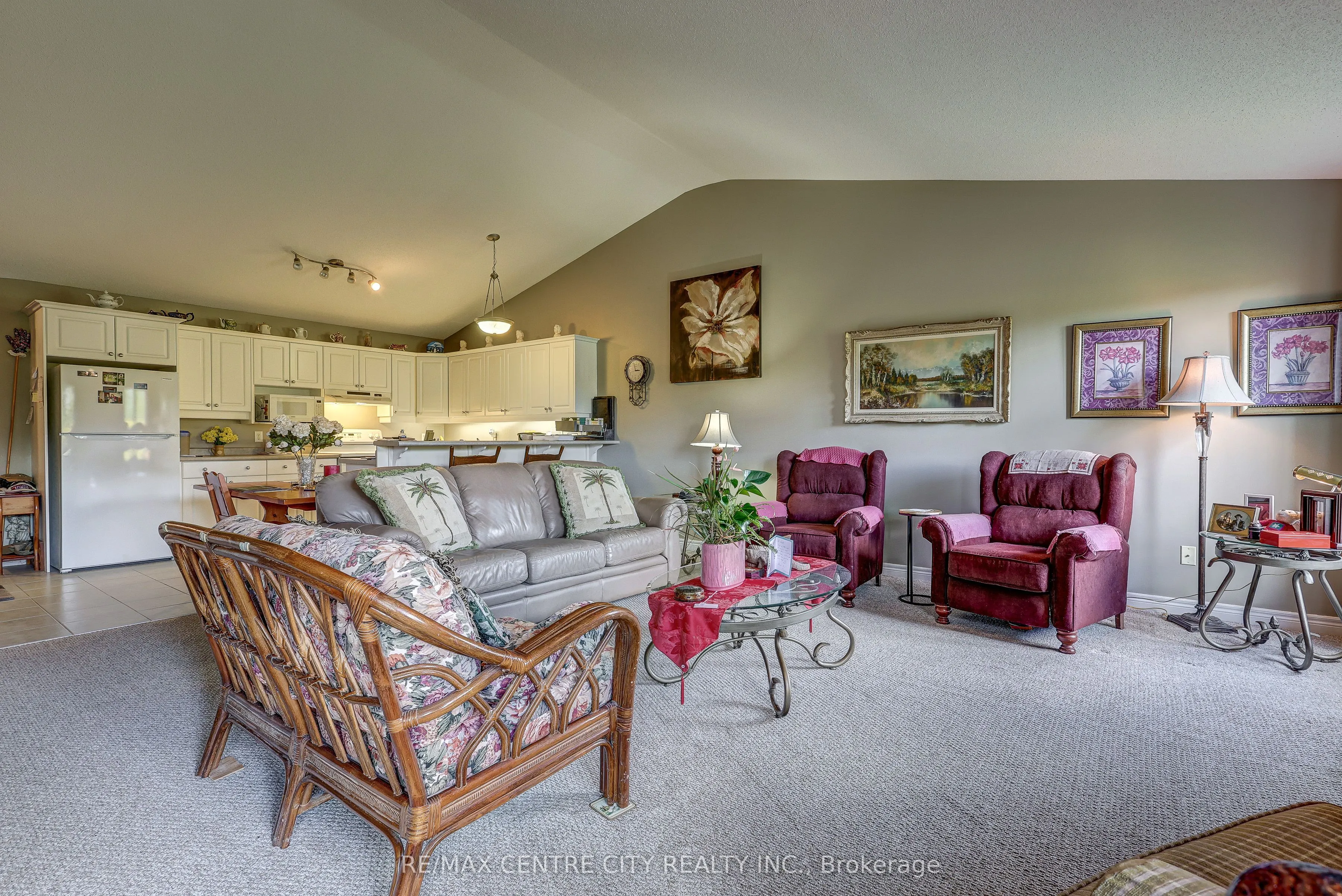 87 Donker Drive, #22