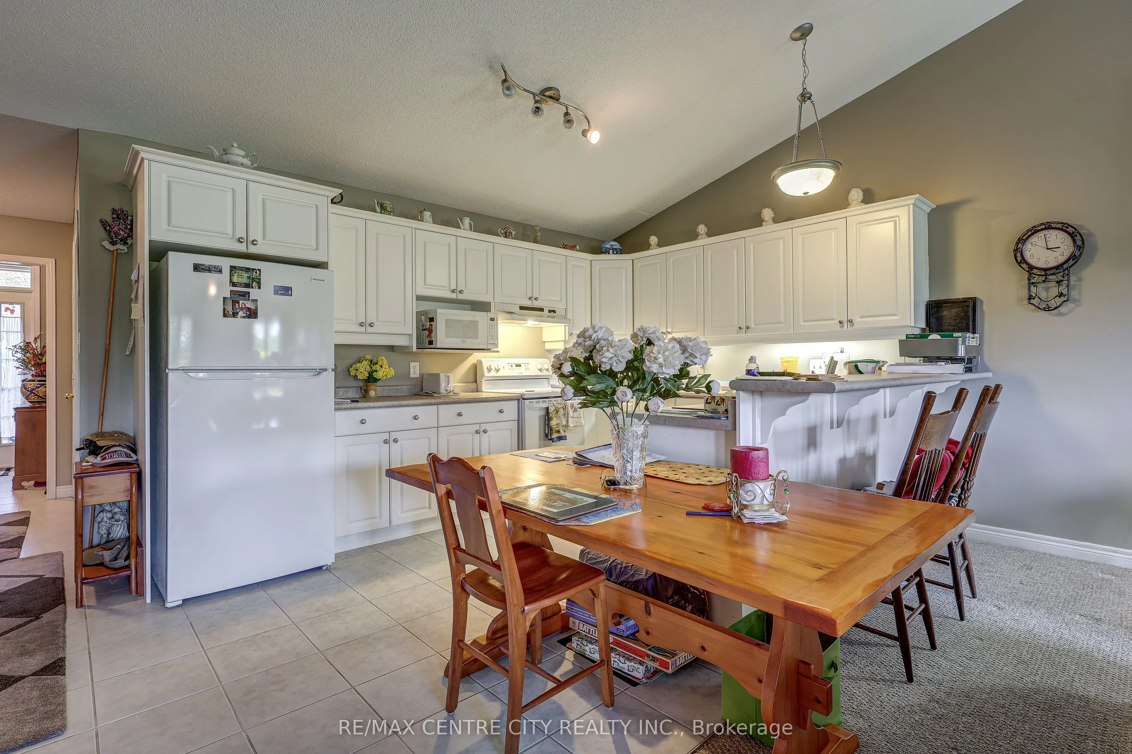 87 Donker Drive, #22