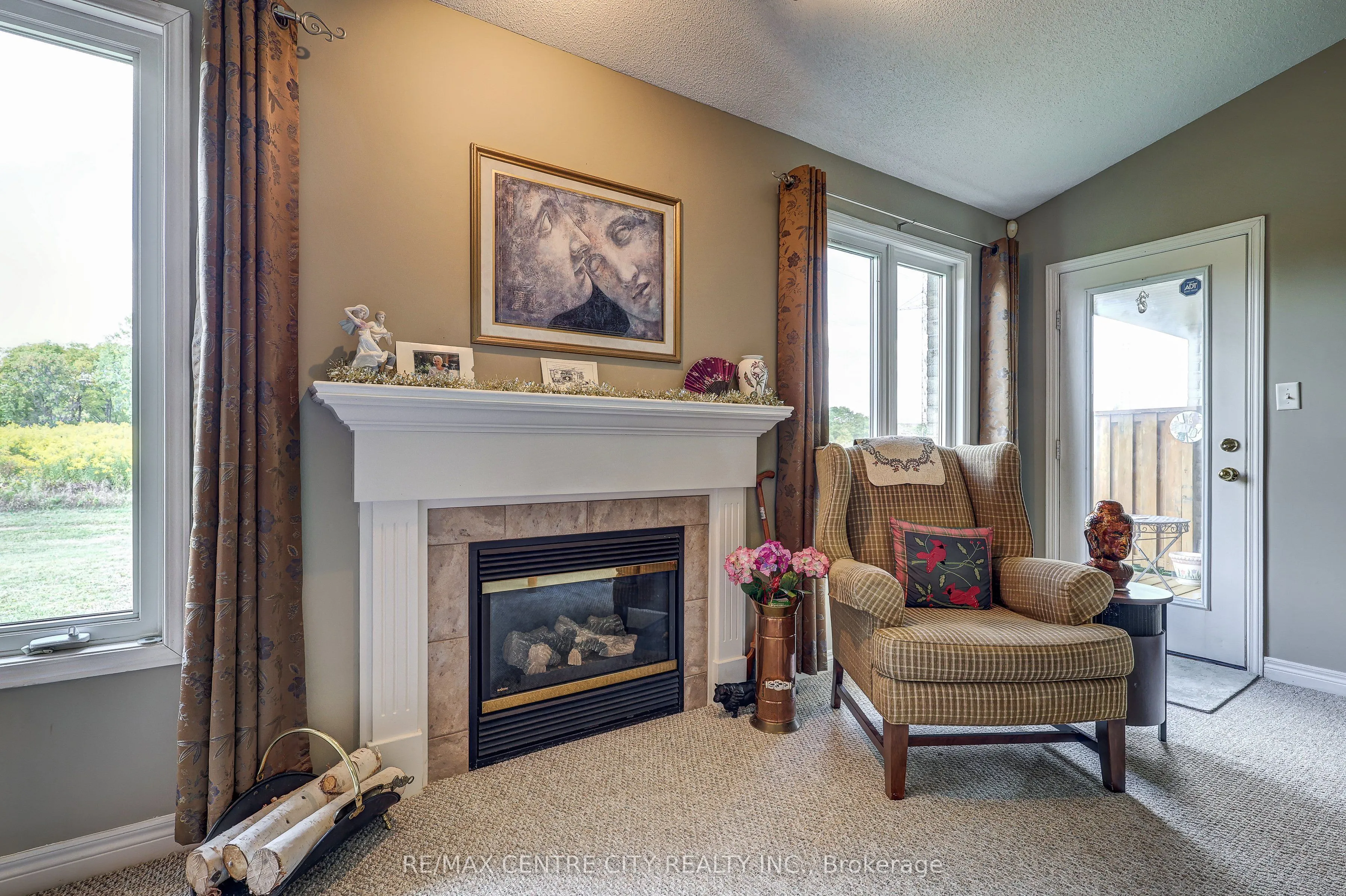 87 Donker Drive, #22