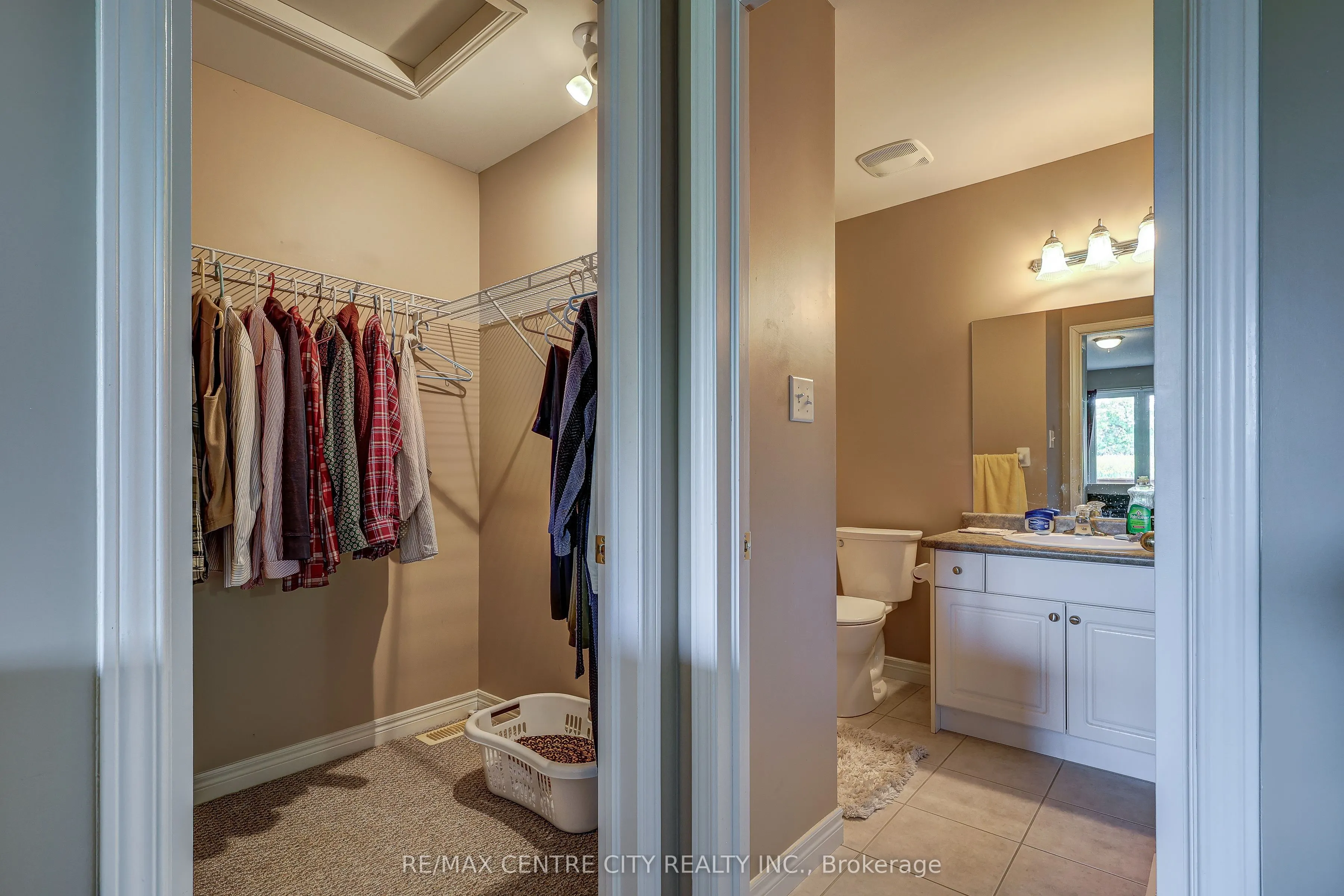 87 Donker Drive, #22