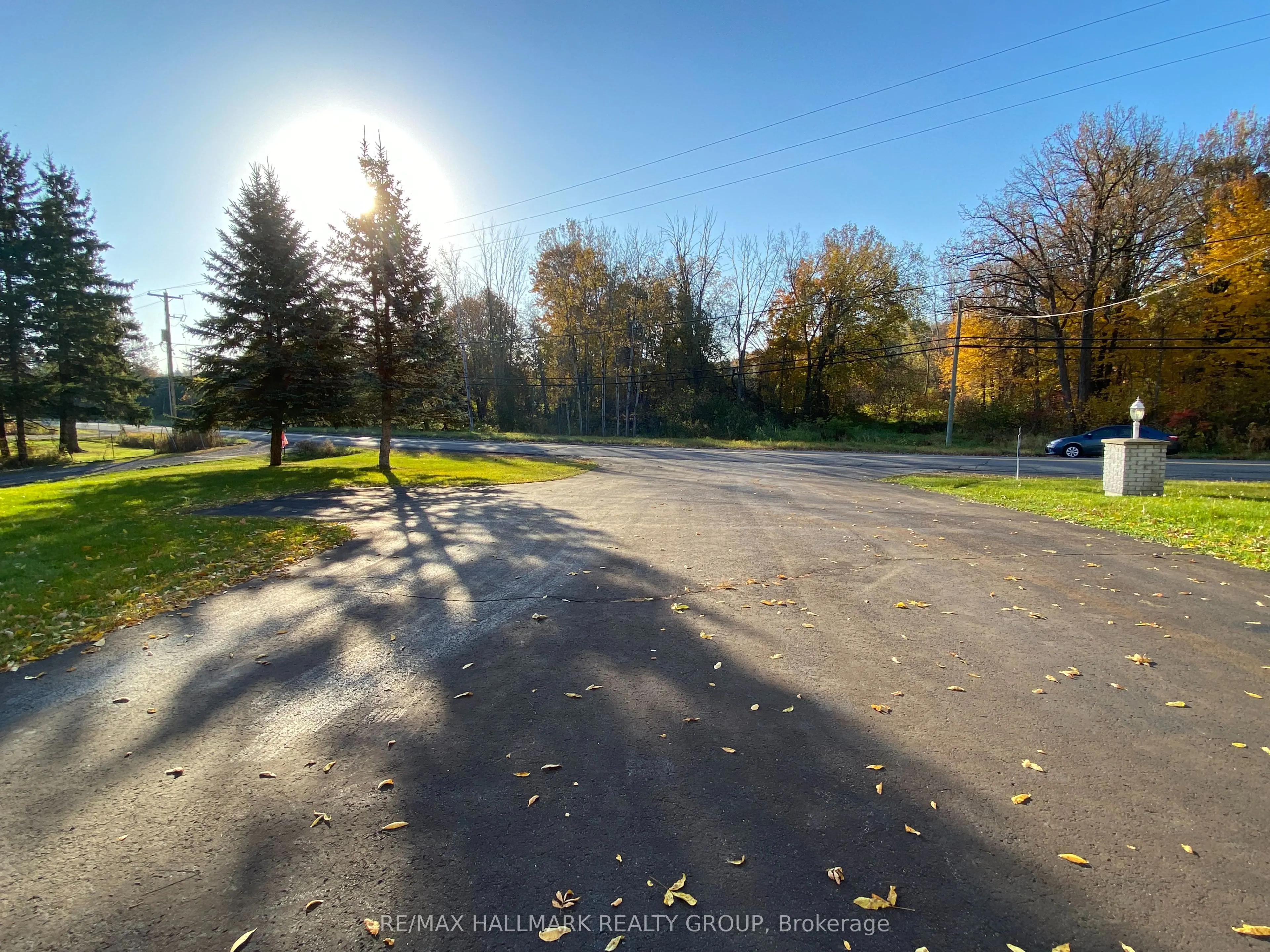 3019 OLD MONTREAL Road