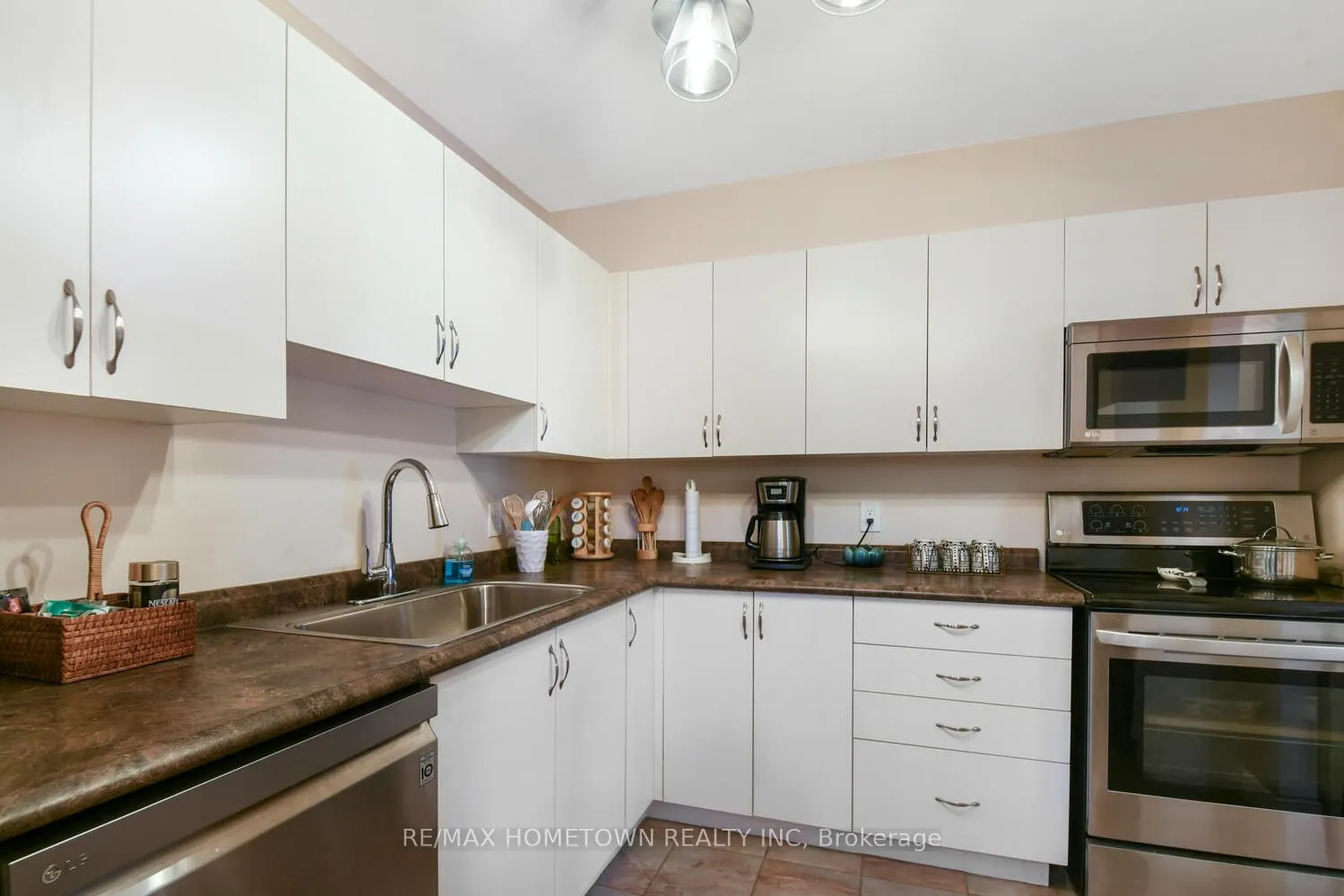 21 Liston Avenue, #311