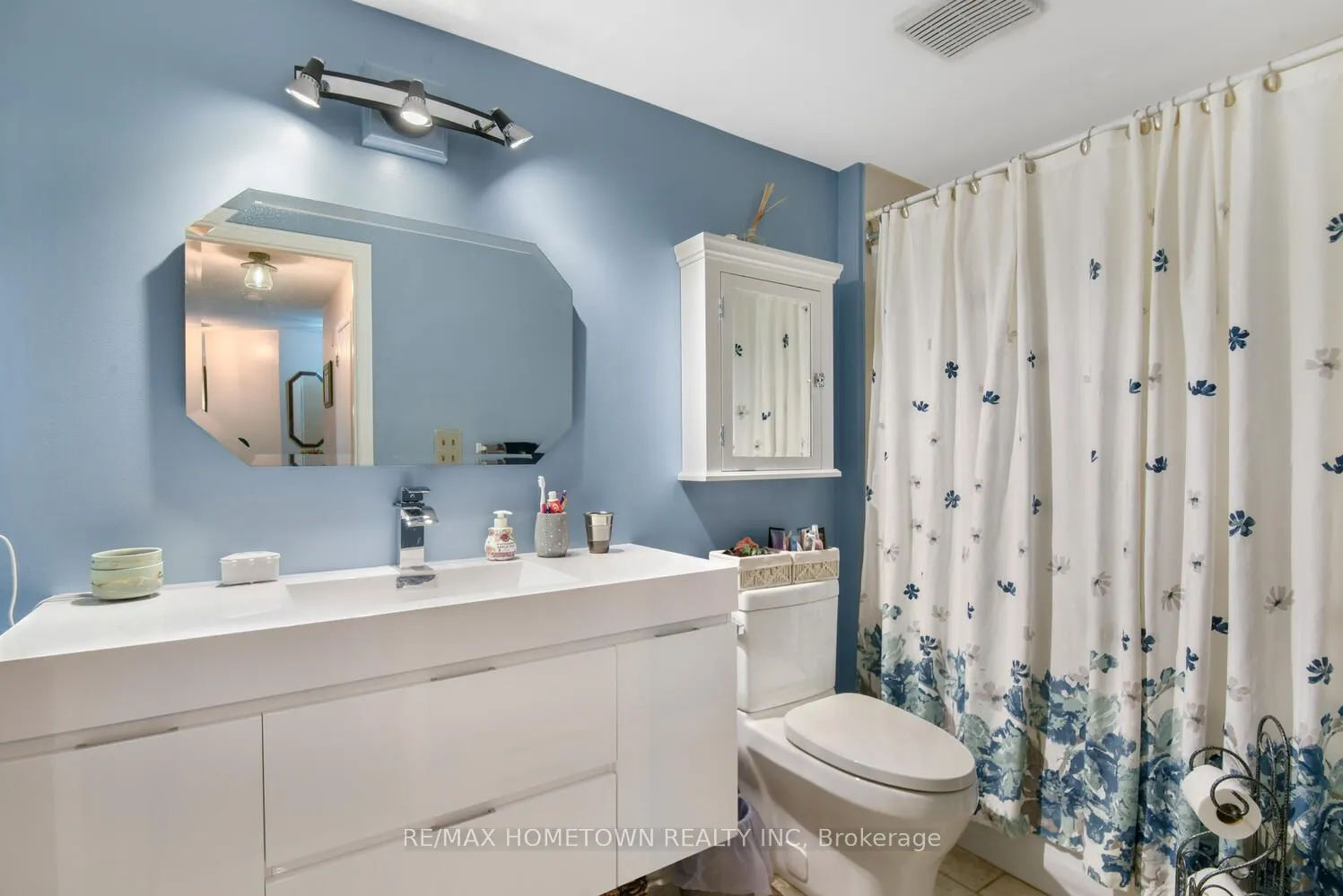 21 Liston Avenue, #311