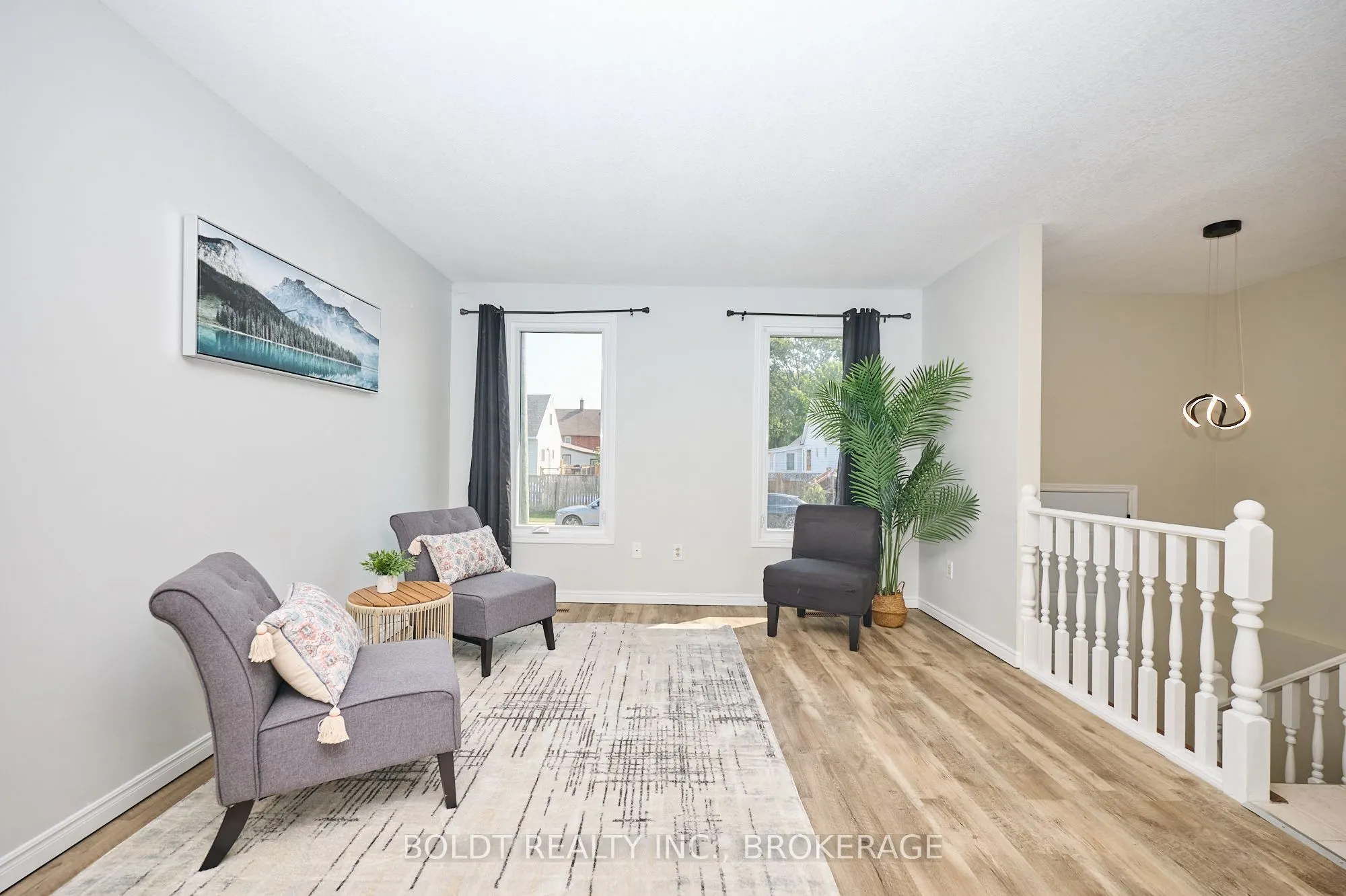 17-19 Colborne Street