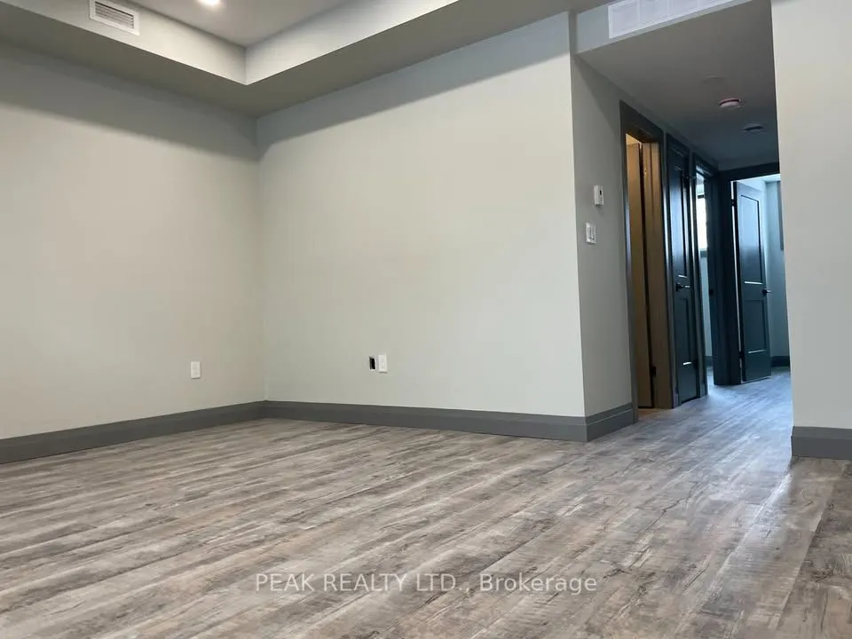 600 Norfolk Street, #106