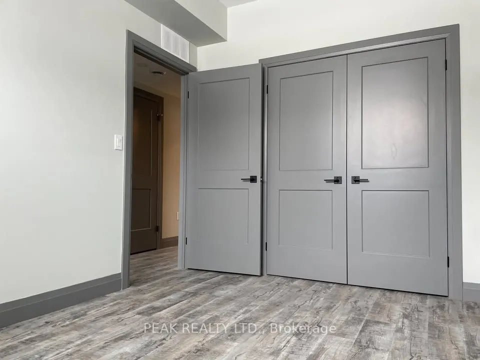 600 Norfolk Street, #106