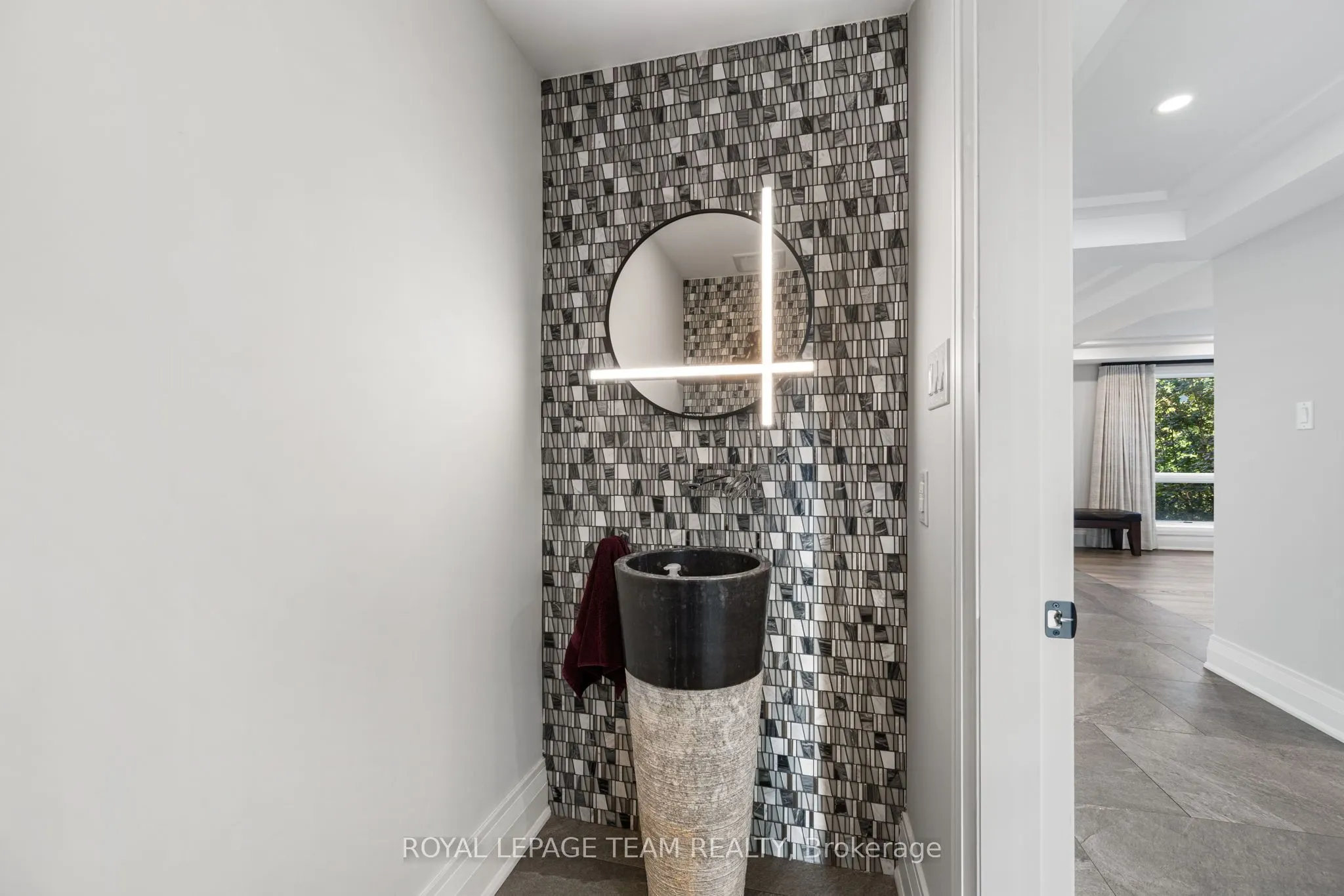 2318 Summerside Drive