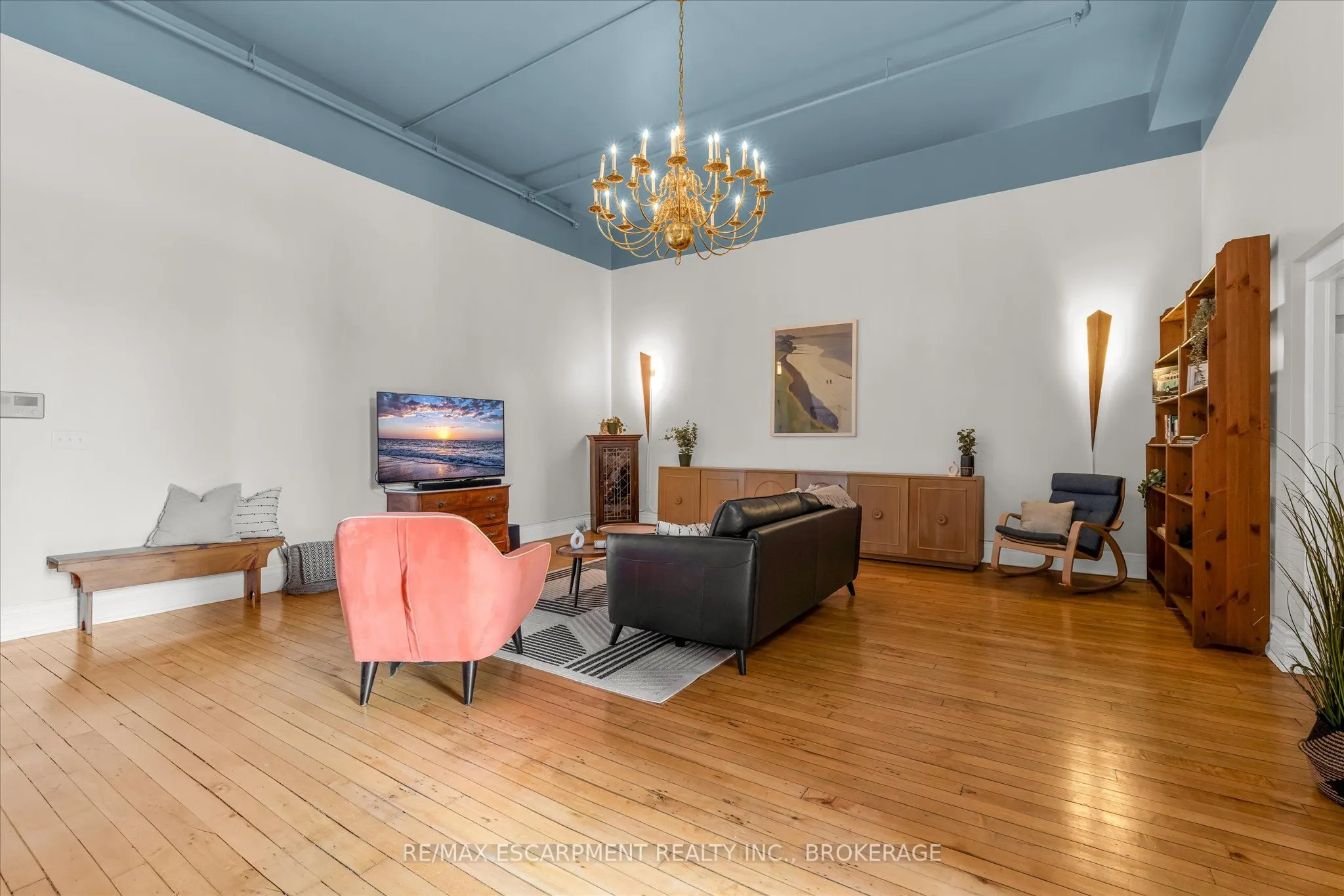 200 Stinson Street, #205