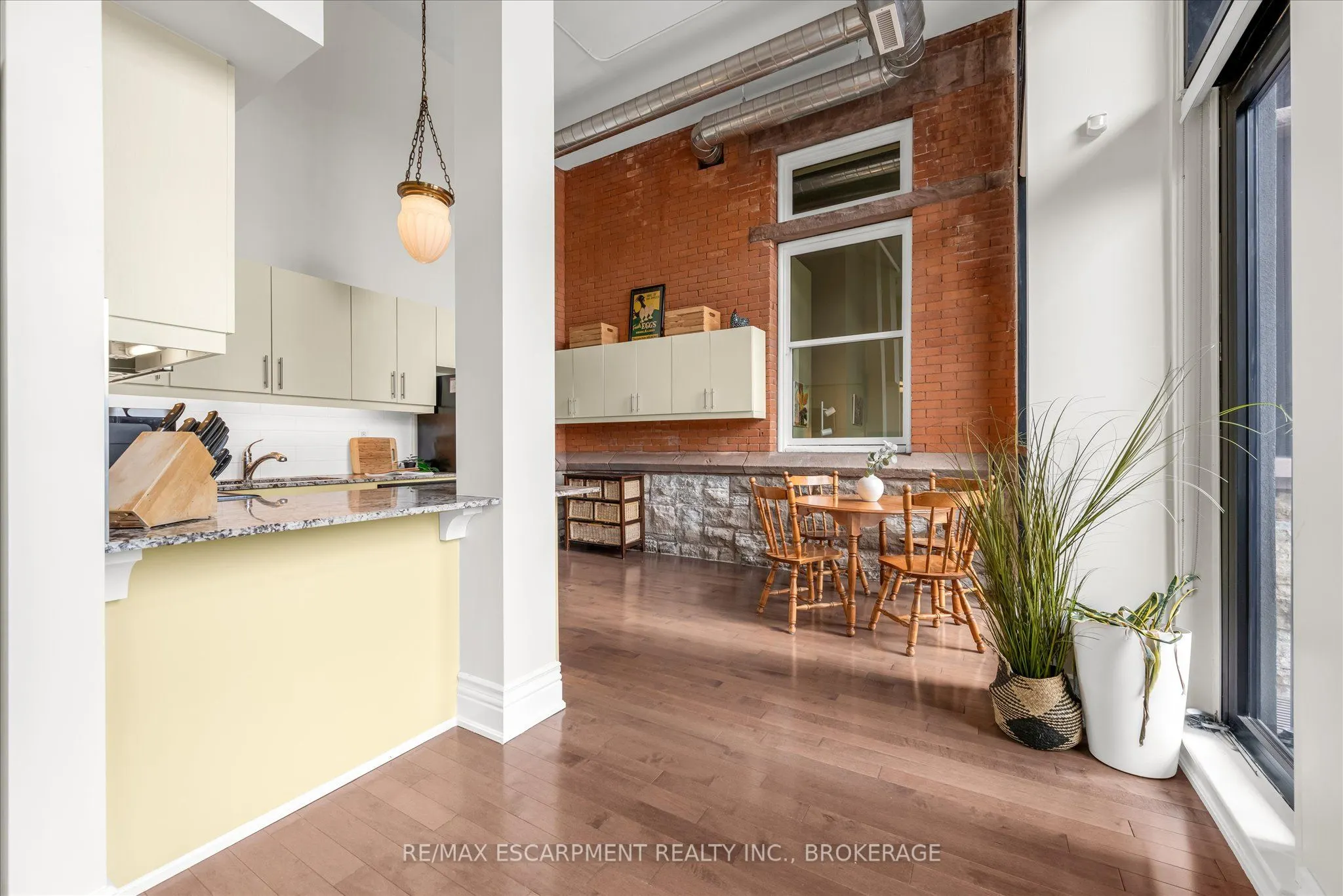200 Stinson Street, #205