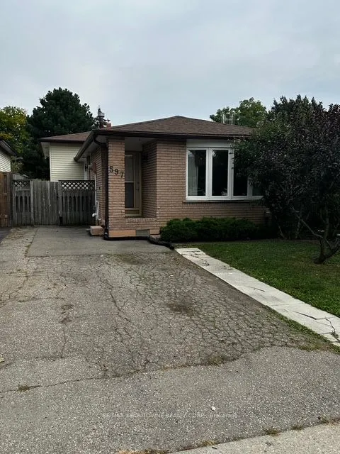 597 UPPER PARADISE Road