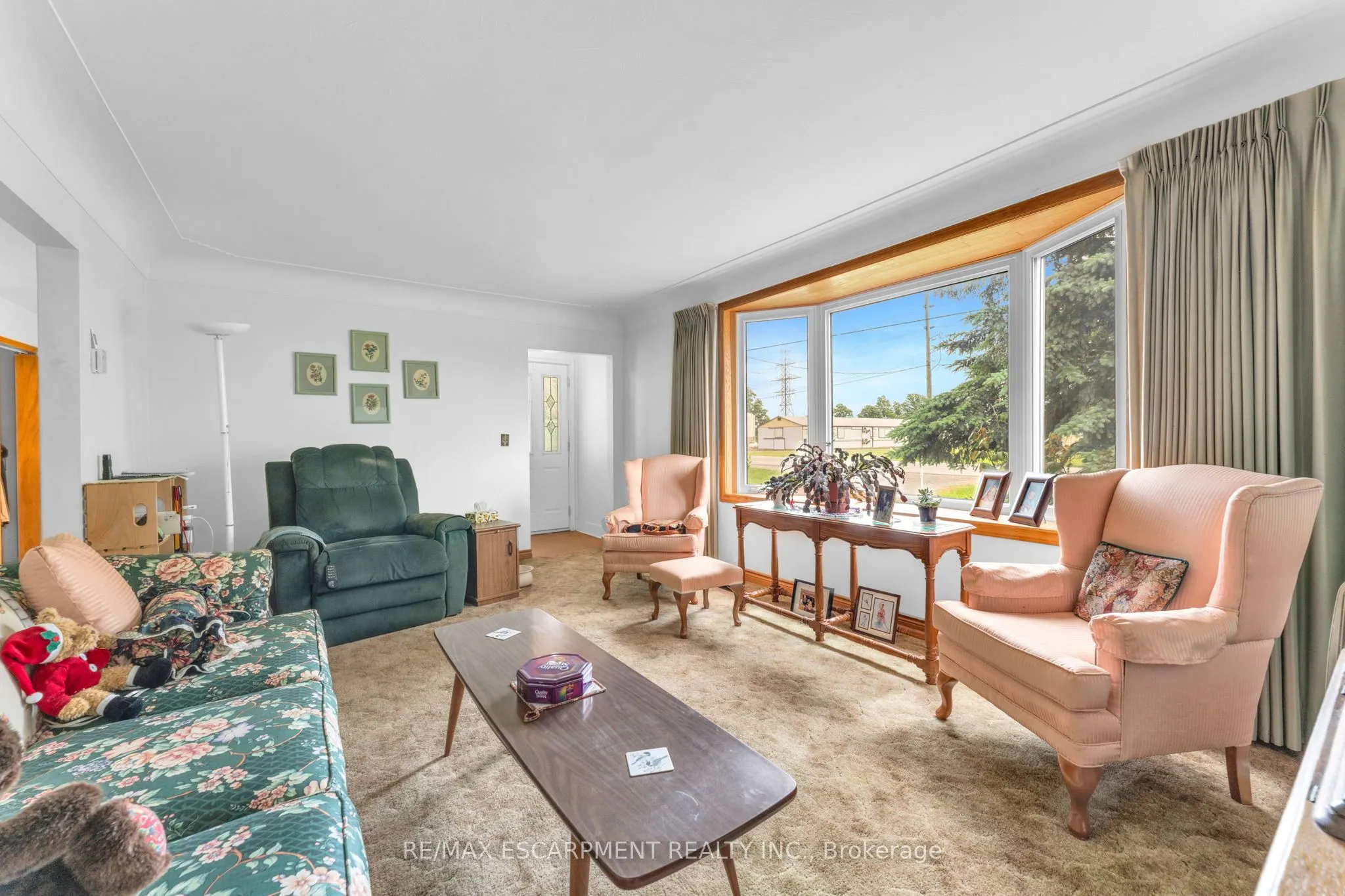 2986 Grimsby Road