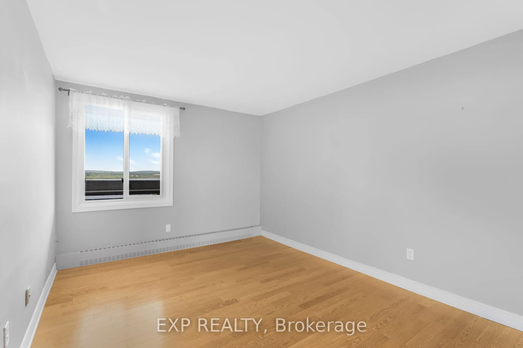 1081 AMBLESIDE Drive, #1501