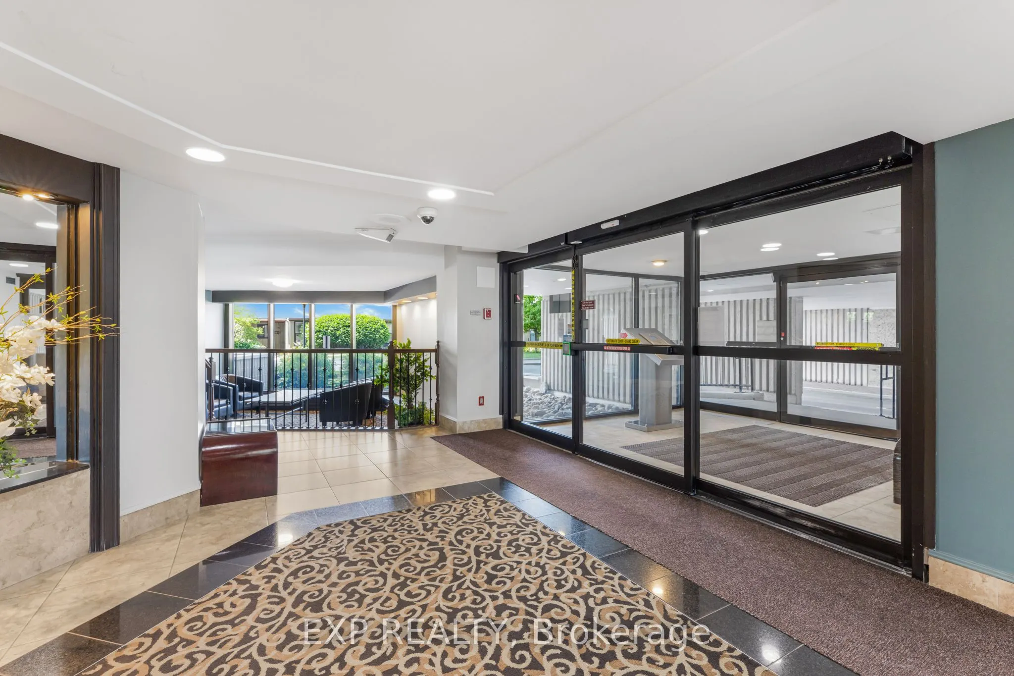 1081 AMBLESIDE Drive, #1501