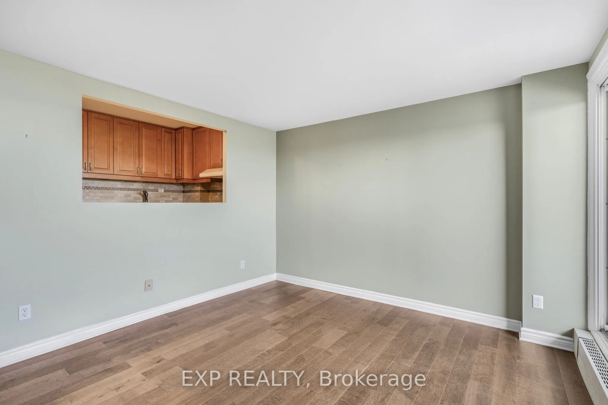 1081 AMBLESIDE Drive, #1501