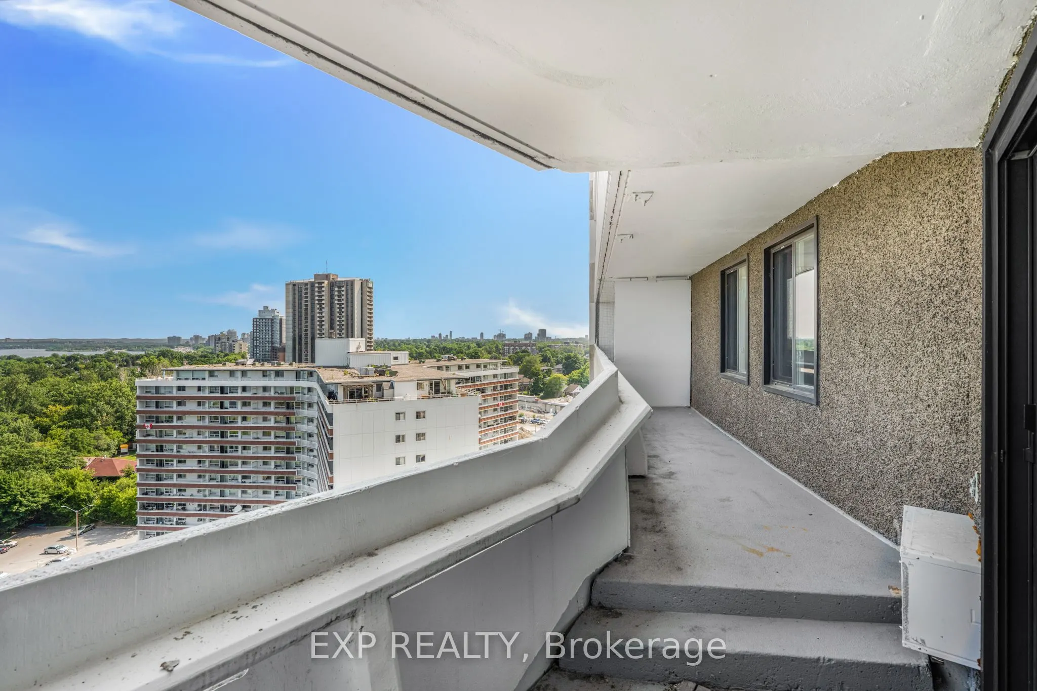 1081 AMBLESIDE Drive, #1501