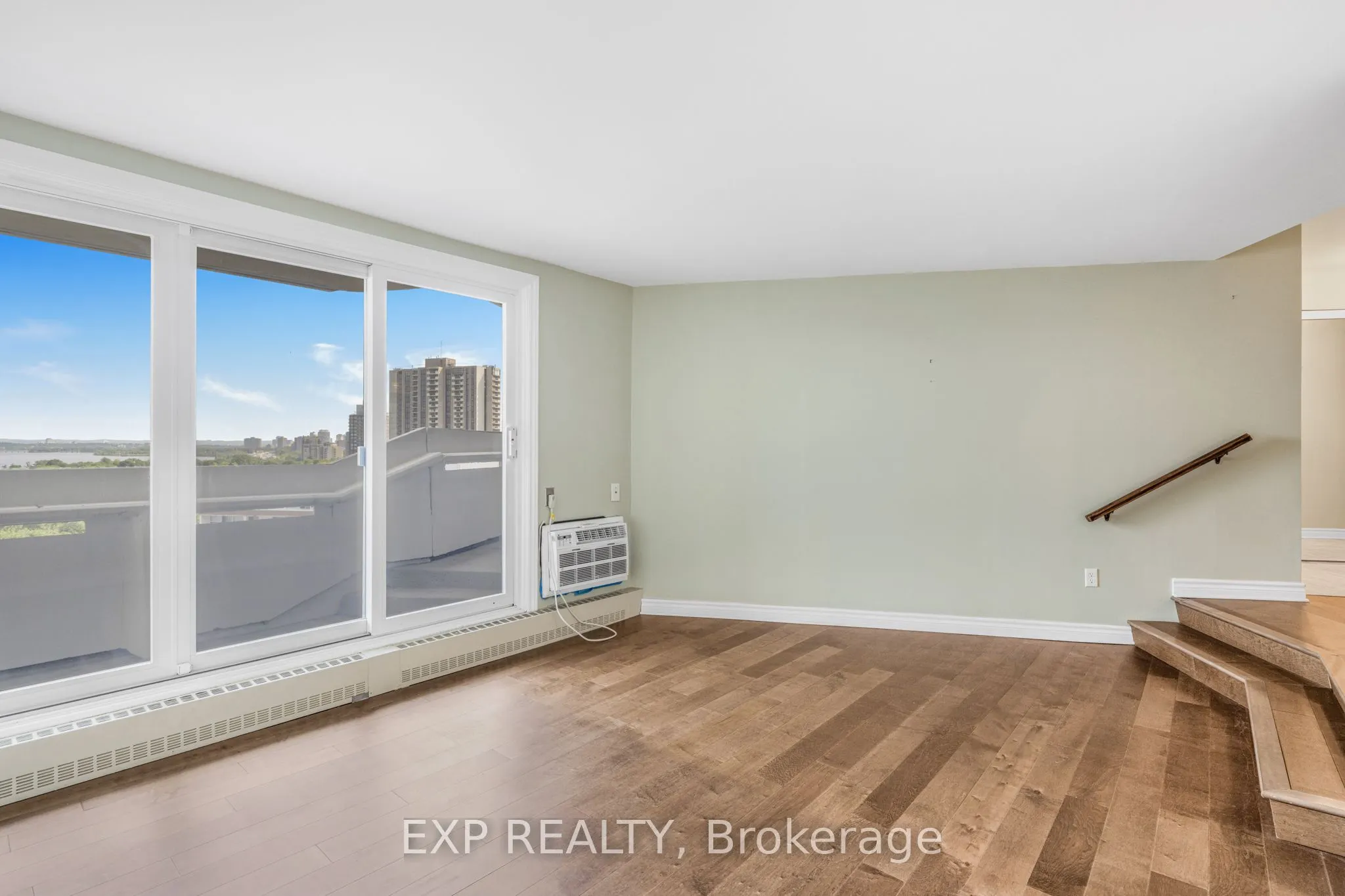 1081 AMBLESIDE Drive, #1501