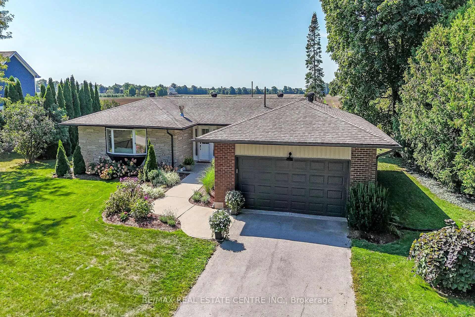 2121 Golf Club Road